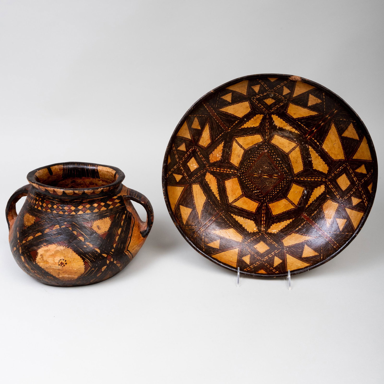 Painted and Lacquered Vase and Circular Tray: Painted and Lacquered Vase and Circular Tray The vase 8 x 13 x 10 in., the tray 15 in. diam. Property from the Collection of Lynne and Armin Allen