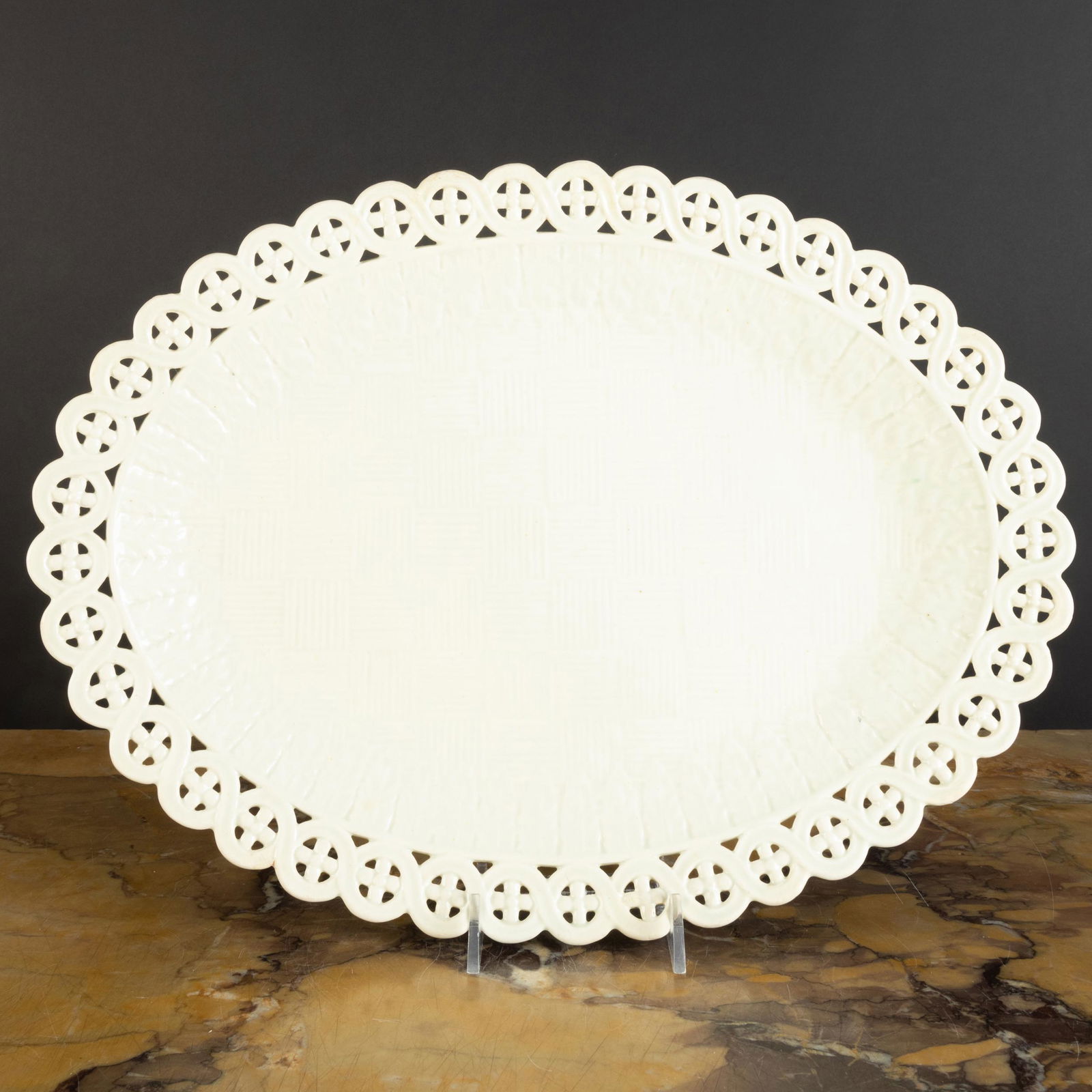 Oval English Creamware Basket Weave Platter (1 of 4)