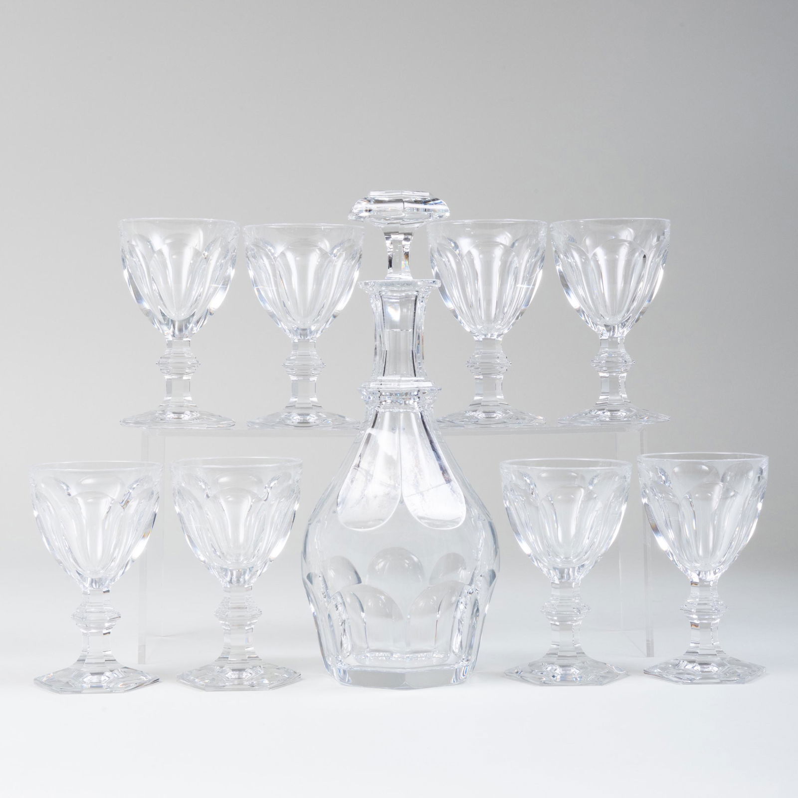Baccarat Glass Decanter and a Set of Eight Glasses (1 of 12)