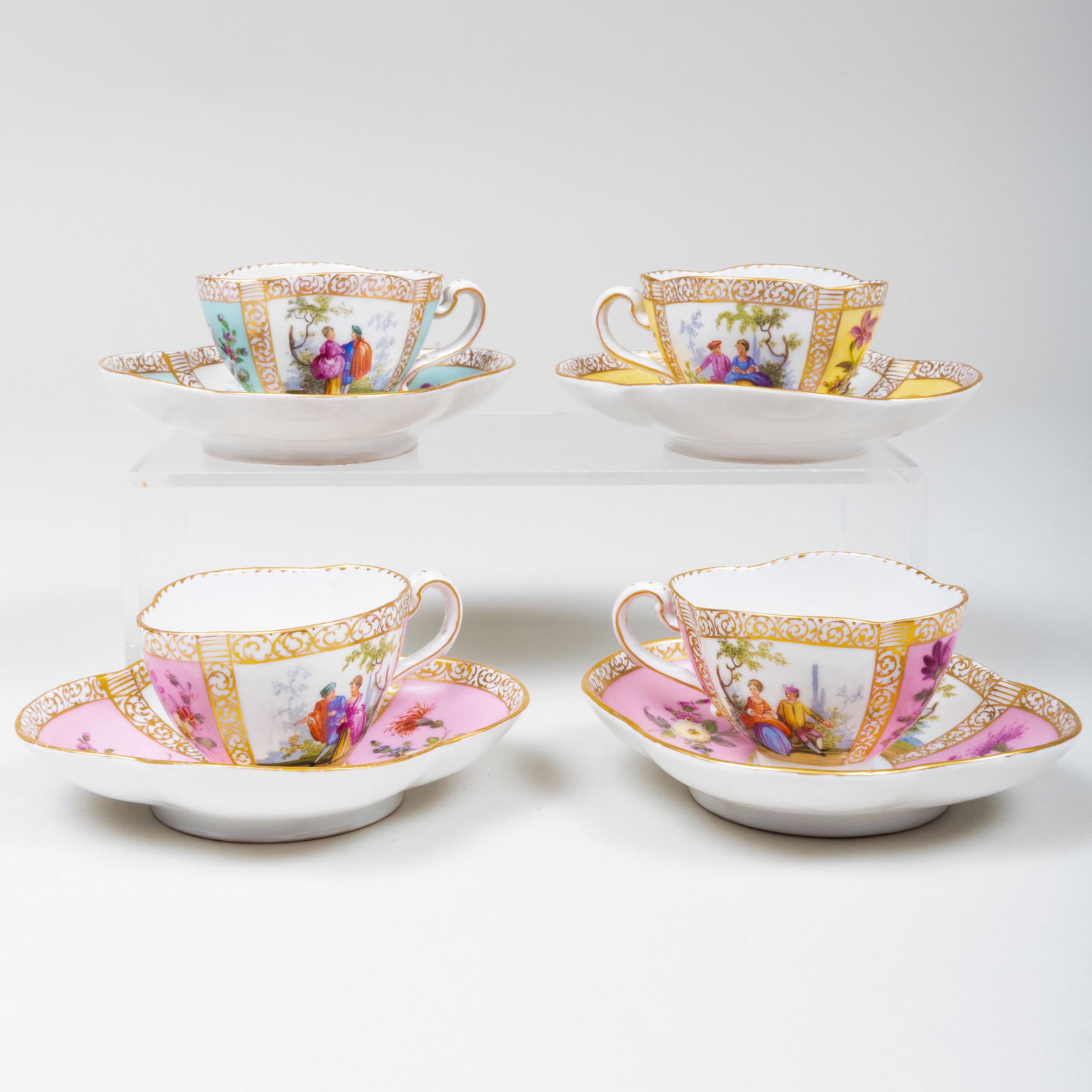 Set of Four Dresden Cabinet Cups and Saucers (1 of 11)