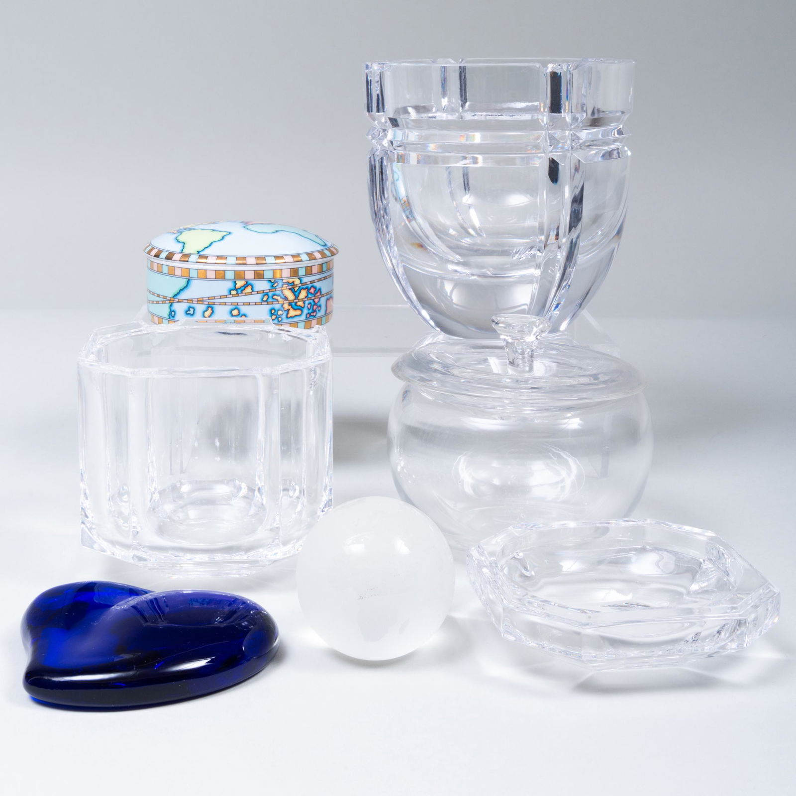 Group of Tiffany & Co. Glass Articles (1 of 20)