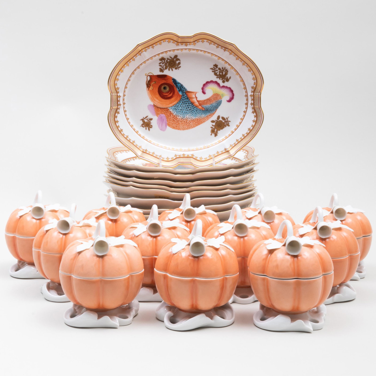 Mottahedeh Chinese Export Style Part Service (1 of 16)