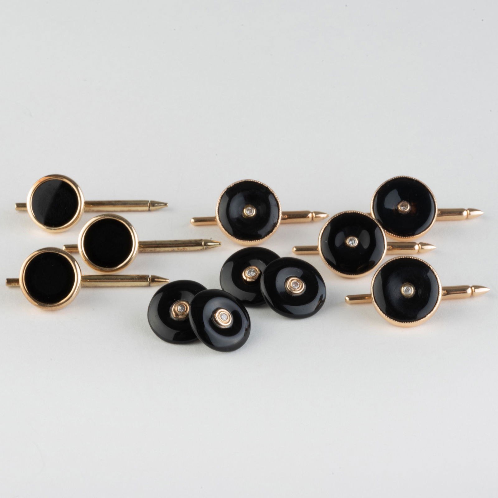 Assembled Mens Dress Set (1 of 4)