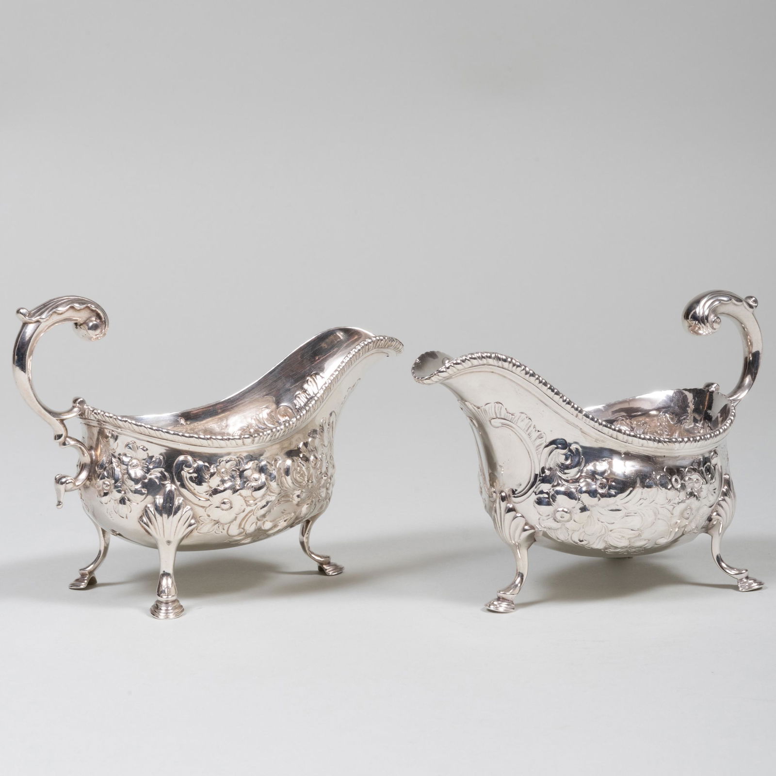 Pair of George III Silver Sauce Boats (1 of 9)
