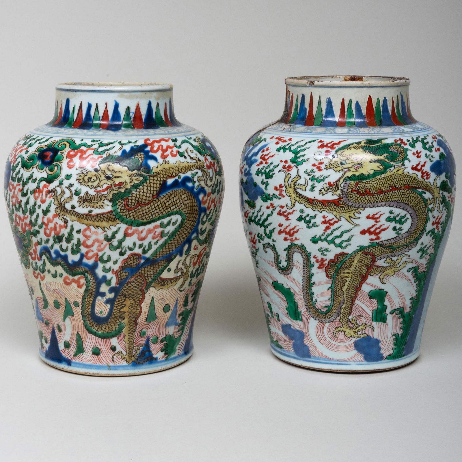 Pair Chinese Wucai Porcelain Jars (1 of 8)