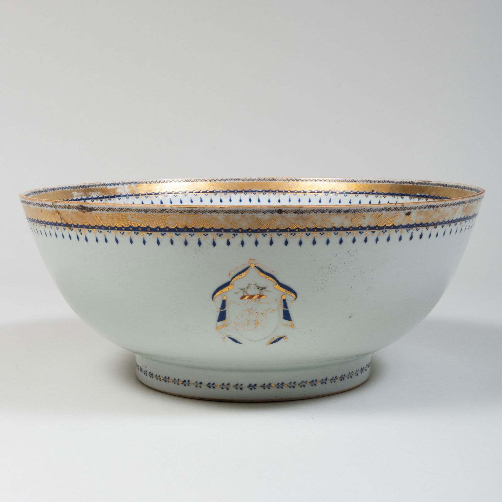 Large Chinese Export Porcelain Armorial Punch Bowl (1 of 8)