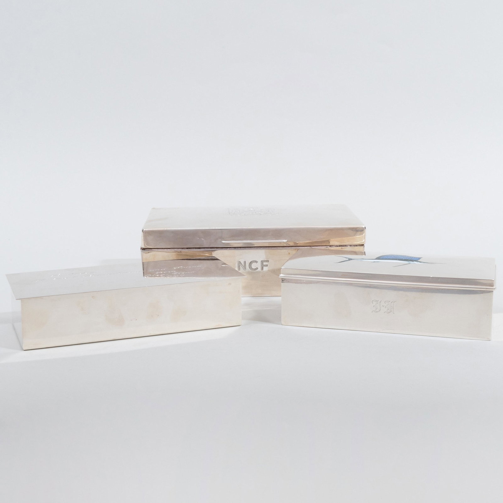 Tiffany & Co. Silver Cigarette Box, a Black, Starr & Frost Cigarette Box, and a George V Cigarette (1 of 20)