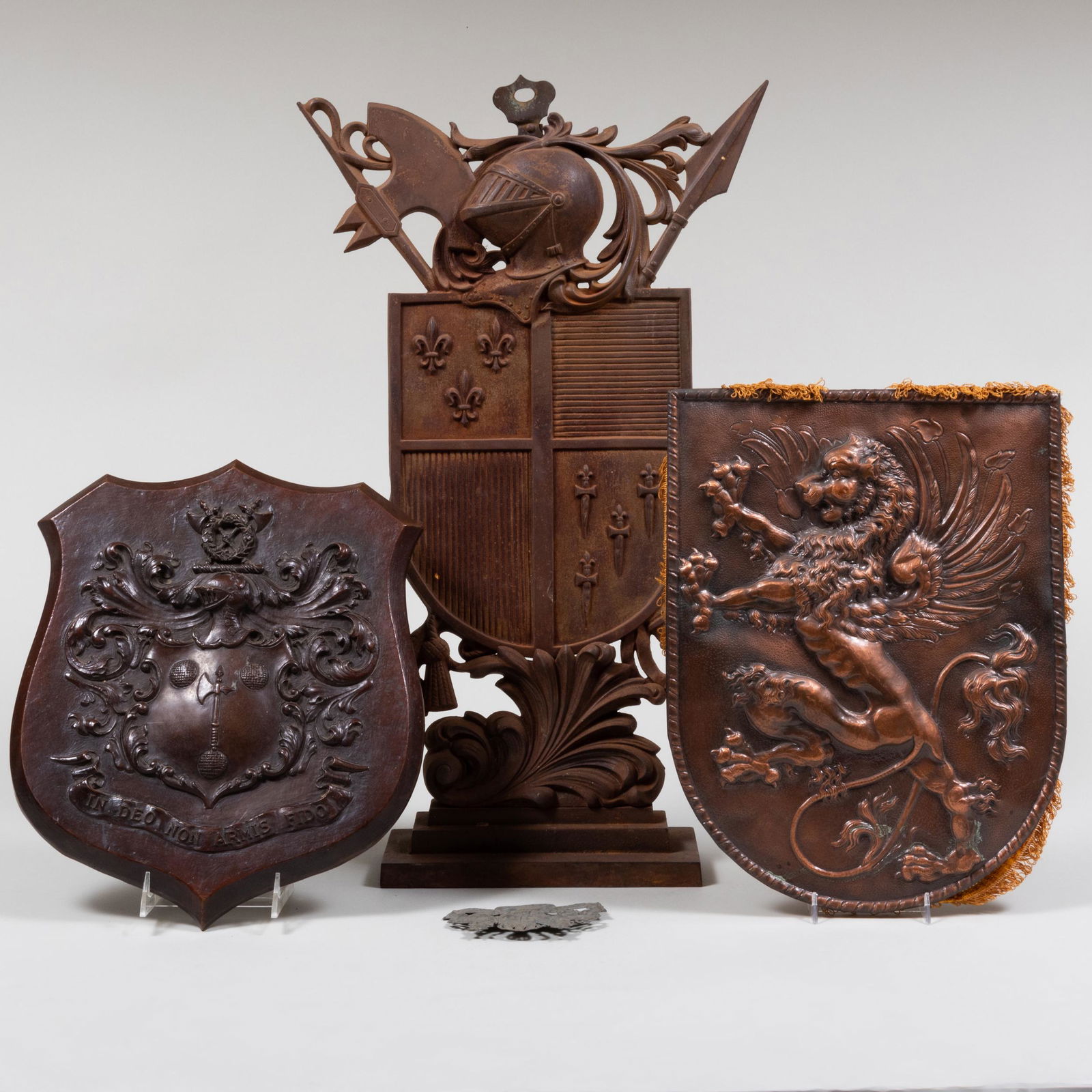Fire Tool Stand together with Three Metal Coat of Arms (1 of 13)