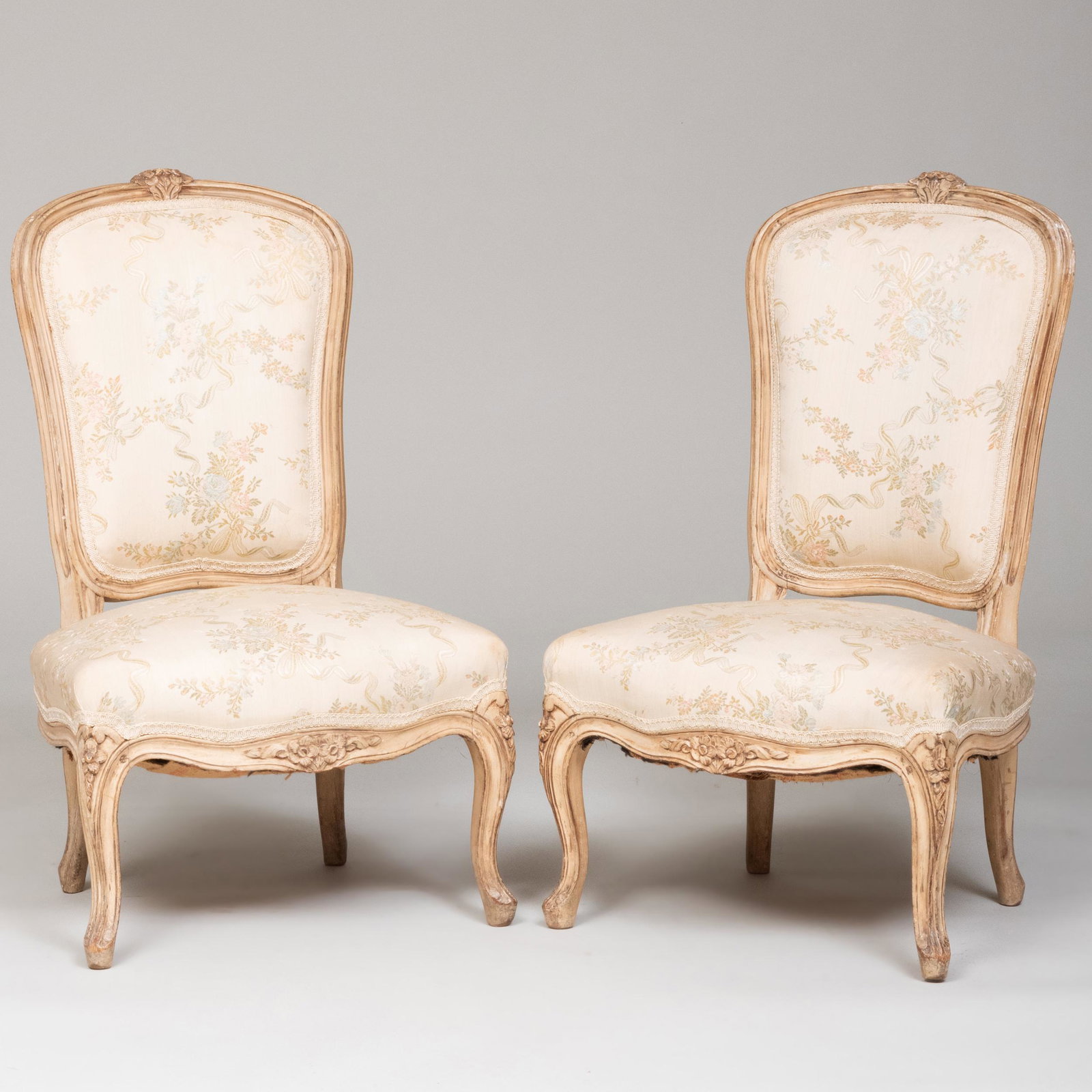 Pair of Louis XV Style Painted Chaufeusses: Pair of Louis XV Style Painted Chaufeusses 32 1/2 x 19 3/4 x 18 1/2 in.; height of seat 13 in. Property from a Private Collector, Kent, CT