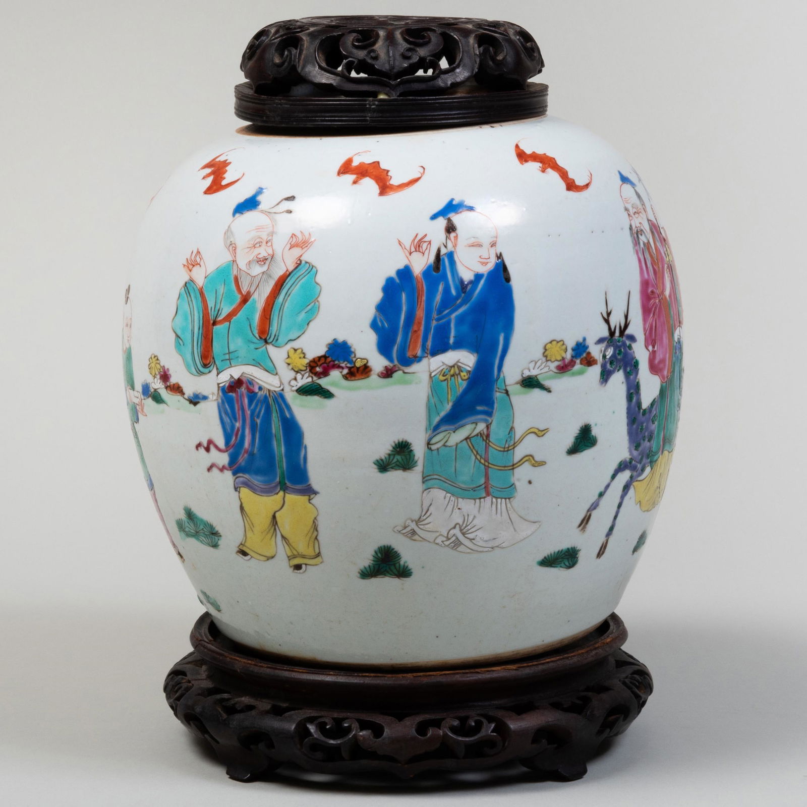 Chinese Famille Rose Porcelain Ginger Jar and a Carved Wood Cover (1 of 8)