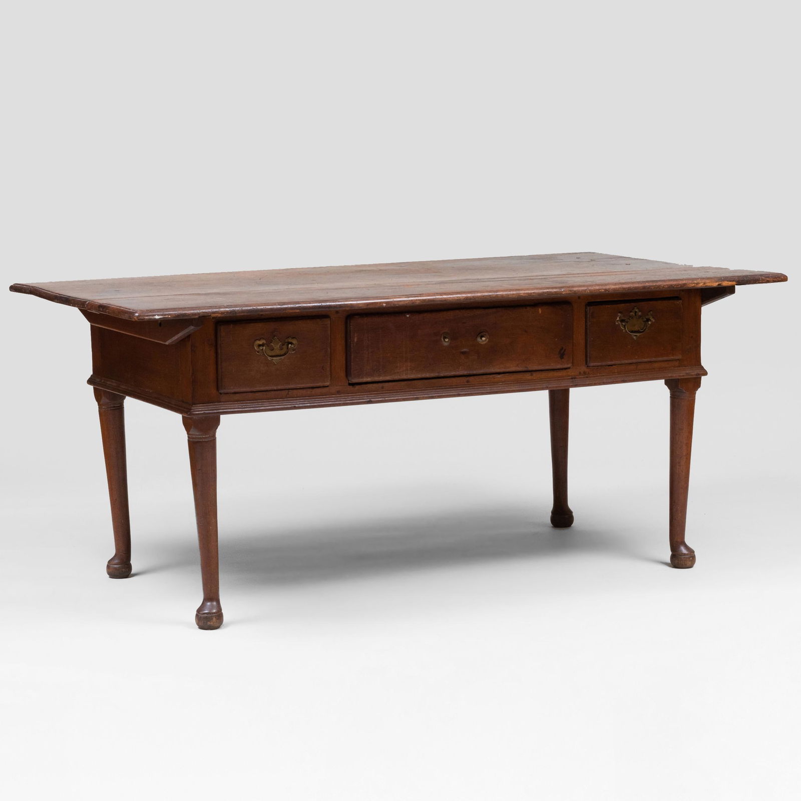 Queen Anne Provincial Mahogany and Oak Tavern Table (1 of 8)