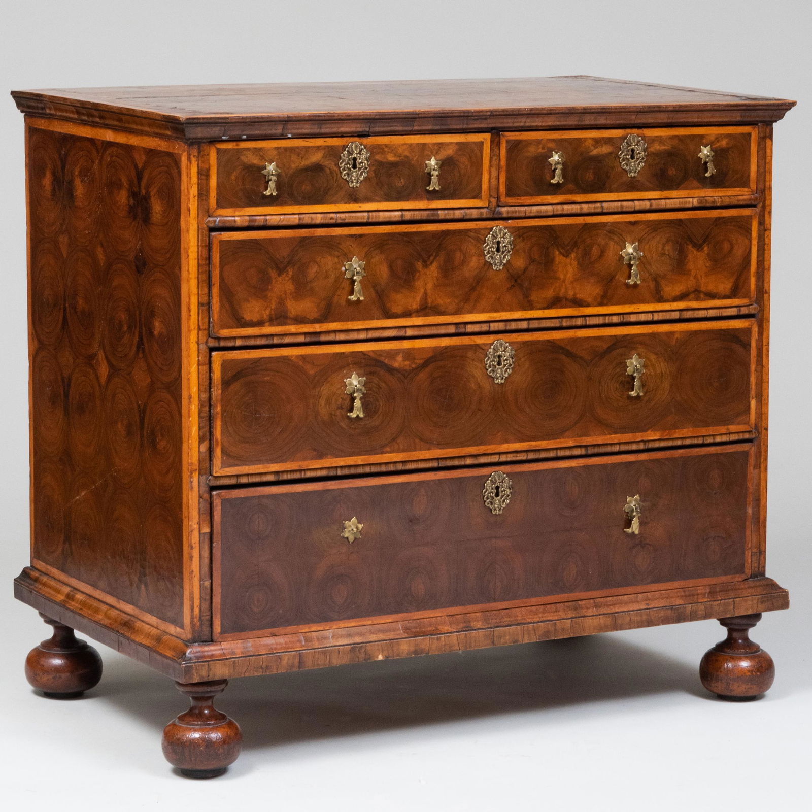 Fine William and Mary Olive Wood Oyster Veneered Chest of Drawers (1 of 7)