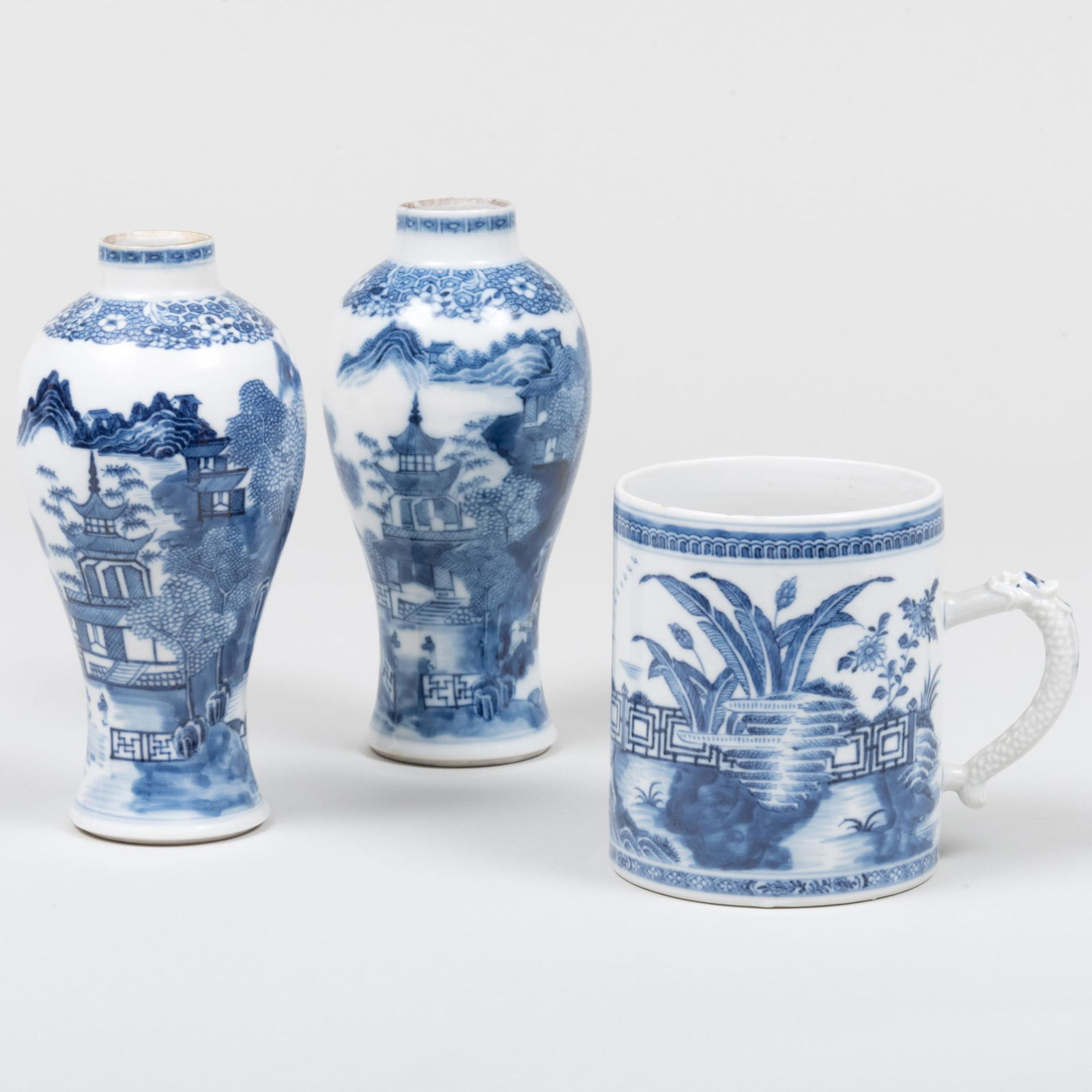 Pair of Chinese Export Blue and White Porcelain Vases and a Mug (1 of 7)