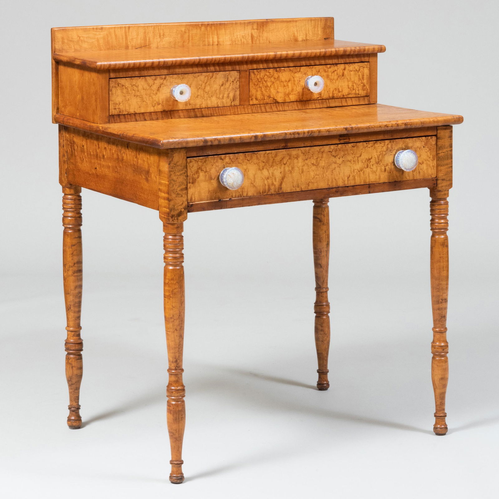 Federal Tiger Maple and Bird's Eye Maple Dressing Table (1 of 10)