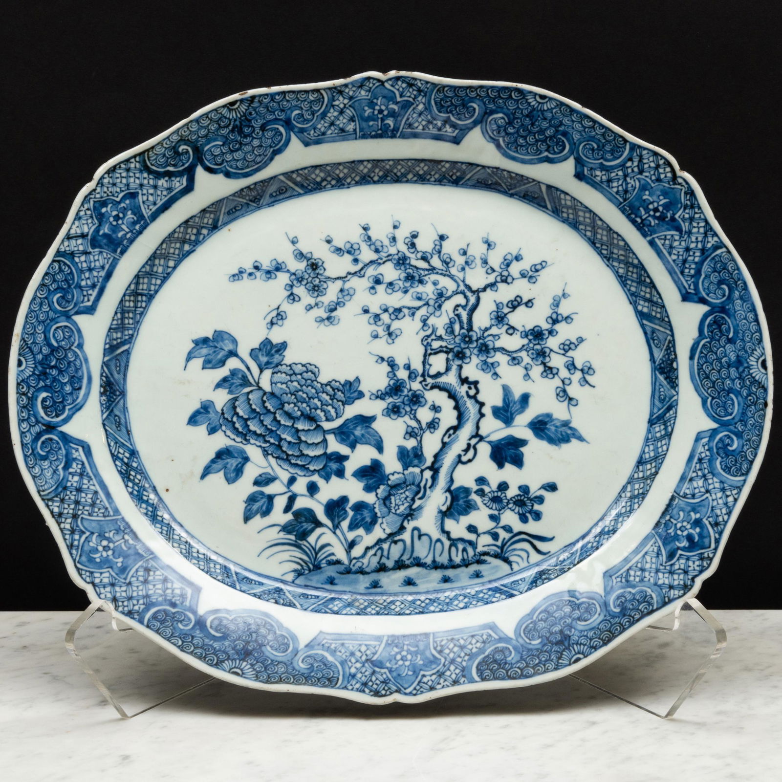 Chinese Export Blue and White Porcelain Oval Platter (1 of 5)