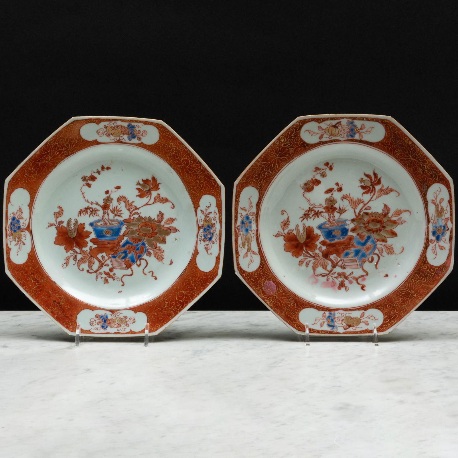 Pair of Chinese Export Imari Porcelain Octagonal Plates (1 of 6)