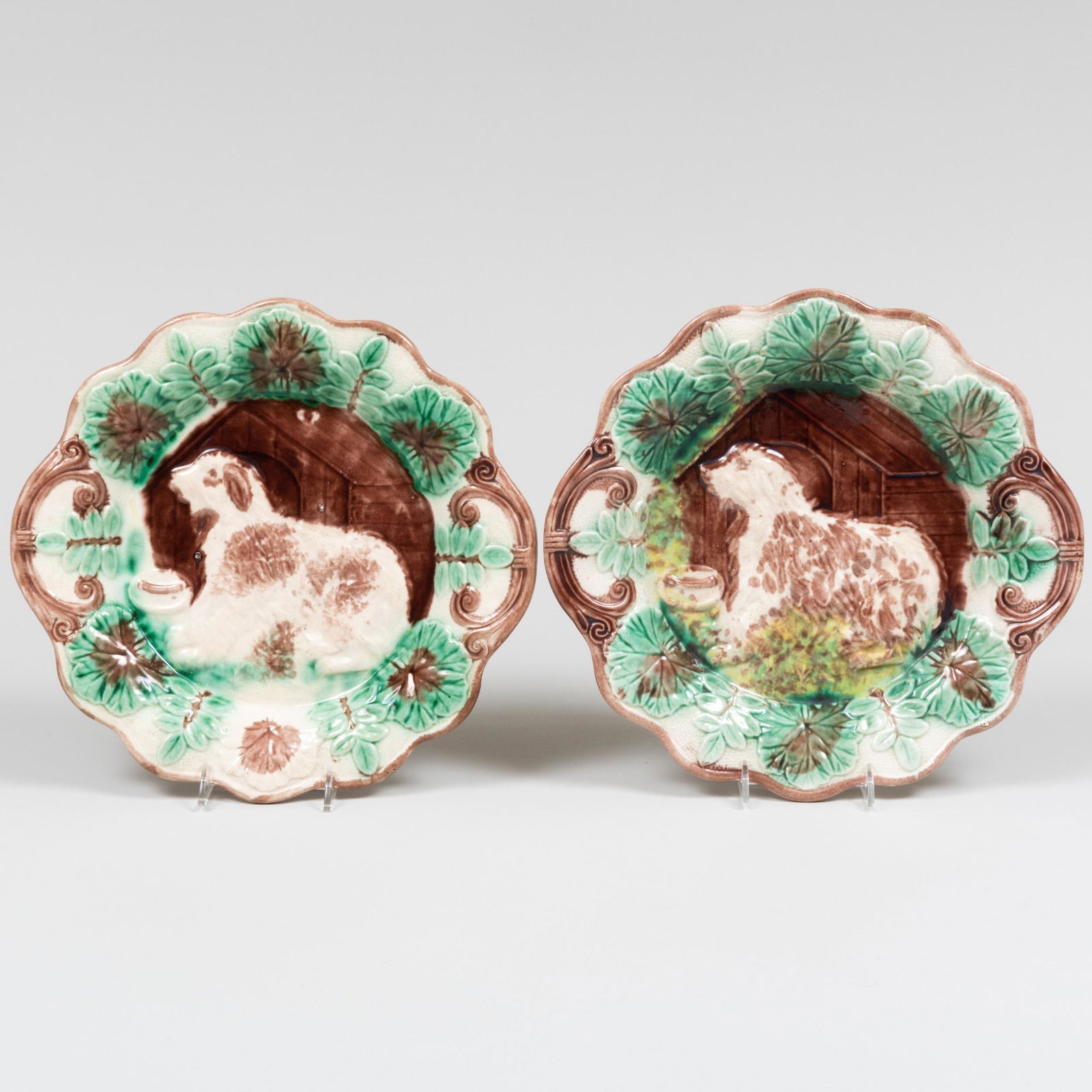Pair of Majolica Plates with Hounds (1 of 6)