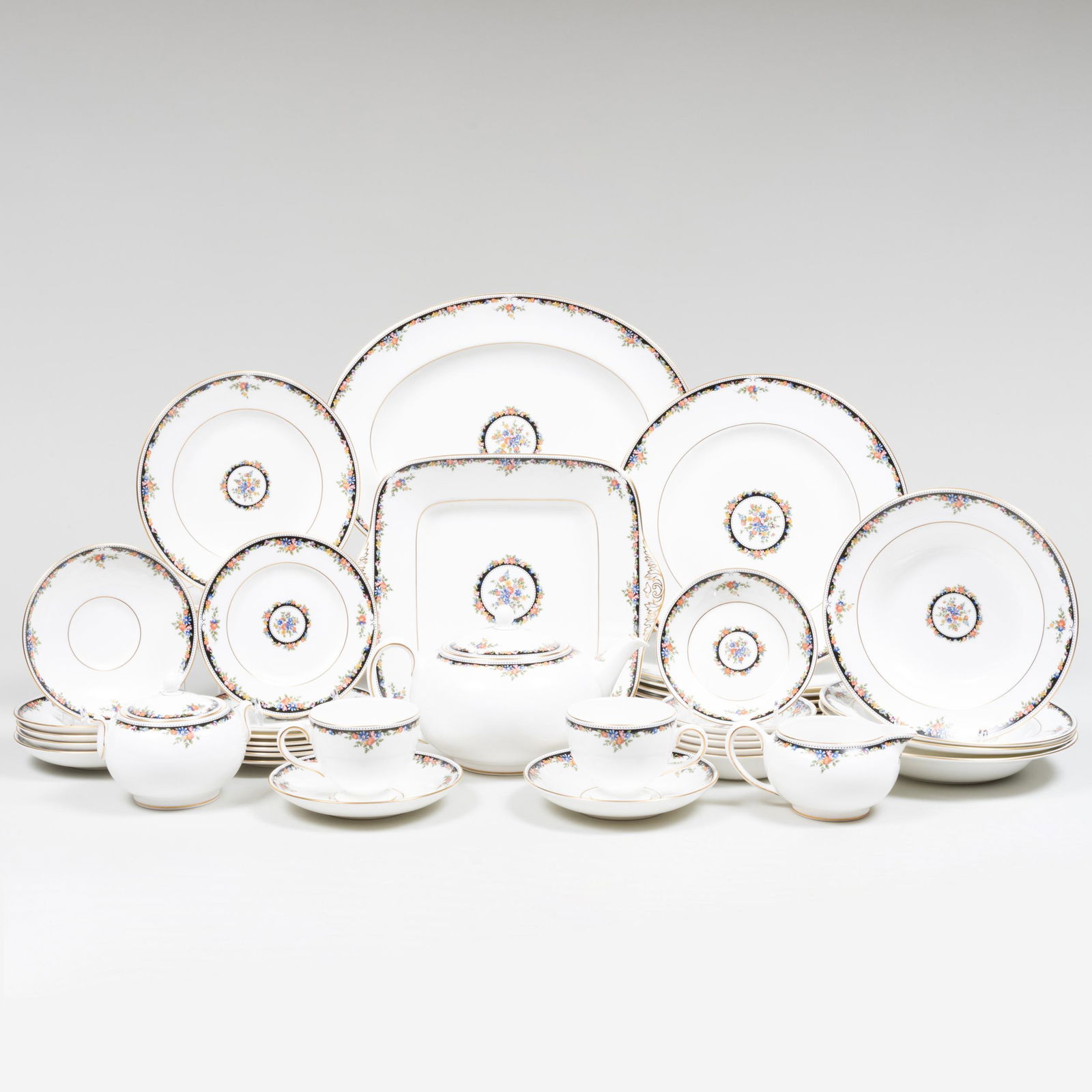 Wedgwood Porcelain Part Service in the 'Osborne' Pattern (1 of 20)