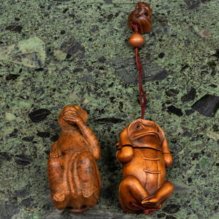 Japanese Boxwood Frog Form Inro and a Burlwood Monkey Form Snuff Box: Japanese Boxwood Frog Form Inro and a Burlwood Monkey Form Snuff Box Both with inset glass eyes. The frog 2 3/4 in. high, the monkey 4 in. high. Master Class: John Rosselli at Home