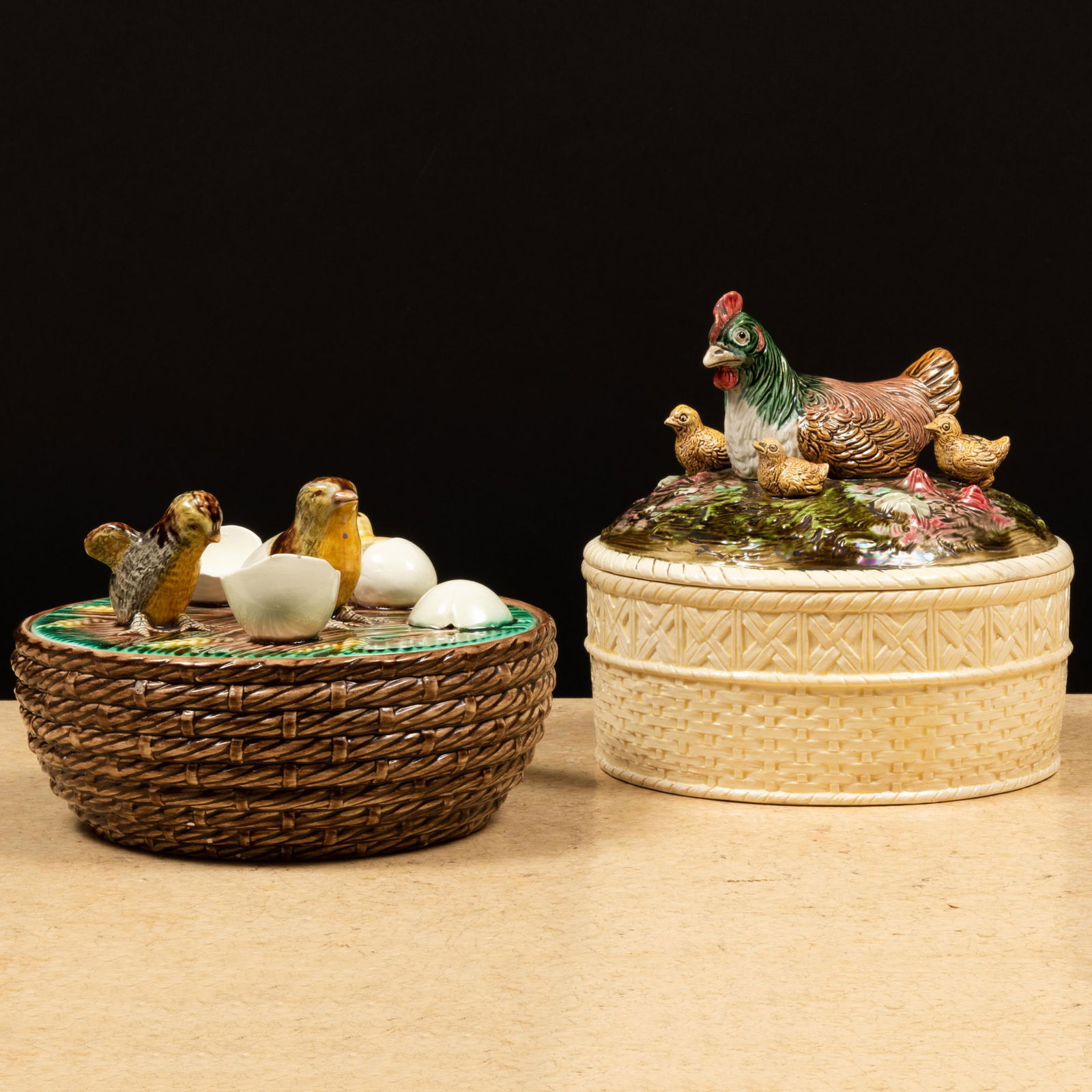 Two Hen and Chick Form Majolica Boxes and Covers (1 of 10)