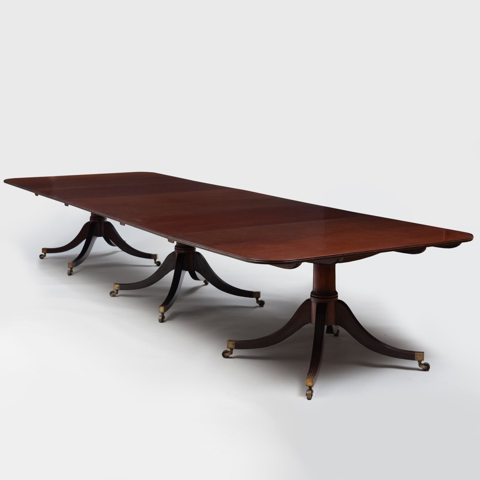 Late Regency Three Pedestal Mahogany Extension Dining Table (1 of 20)
