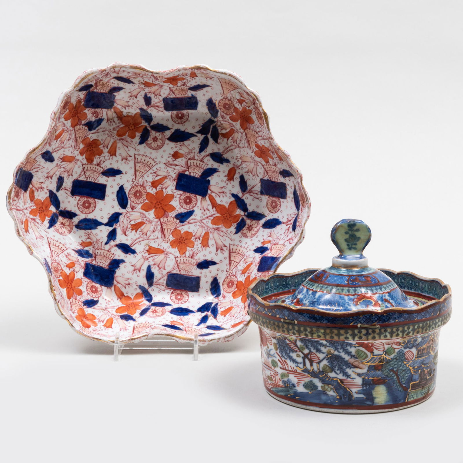 English Transfer Printed Porcelain Dish and a Continental Sauce Tureen and Cover Decorated in the (1 of 14)