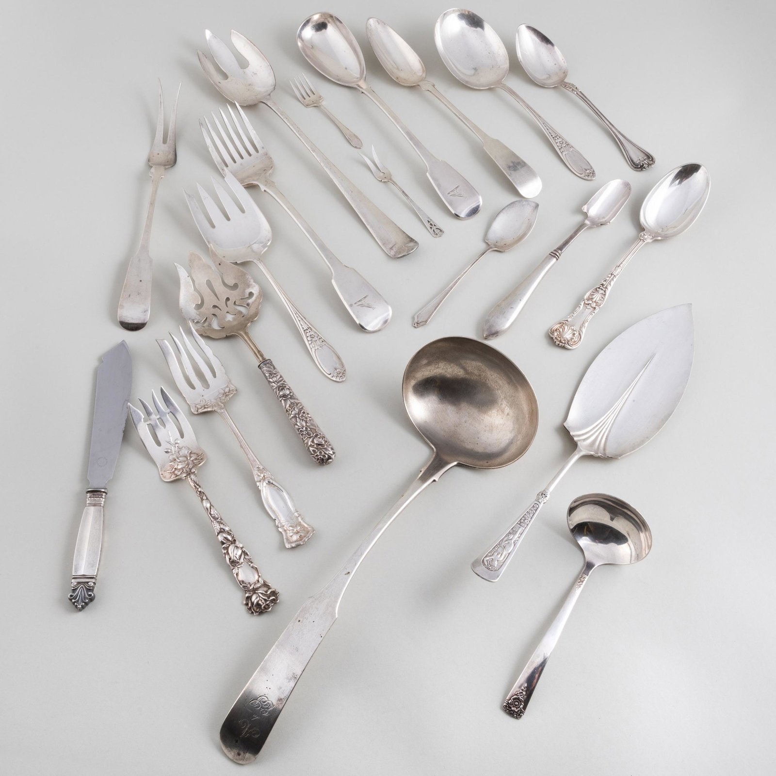 Group of Silver Serving Pieces: Group of Silver Serving Pieces Comprising: A George III serving set engraved with crest, mark of Sarah & John William Blake, London, 1819 A Georg Jensen knife with steel blade and filled handle,