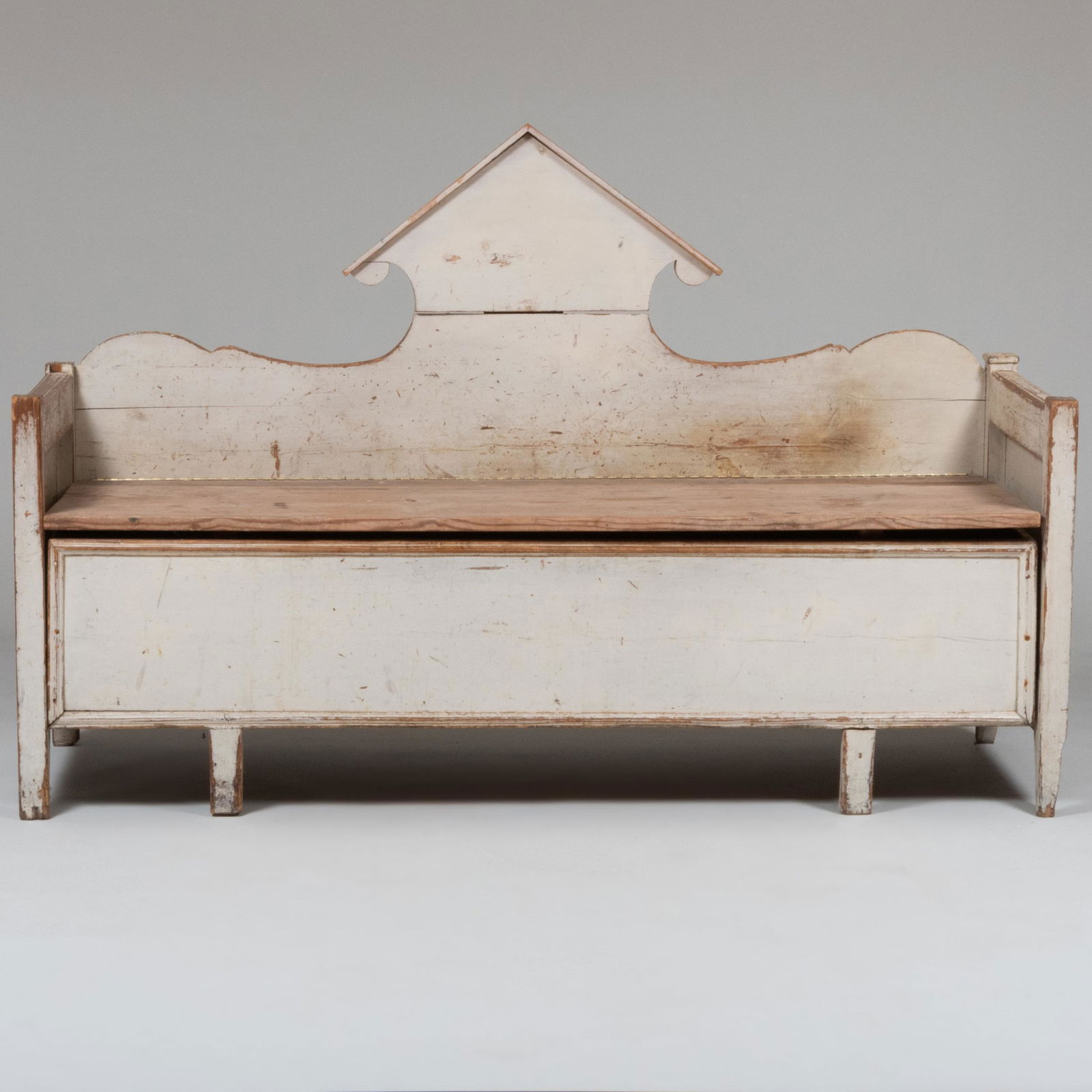 Scandanavian Provincial Grey Painted Hall Bench (1 of 9)