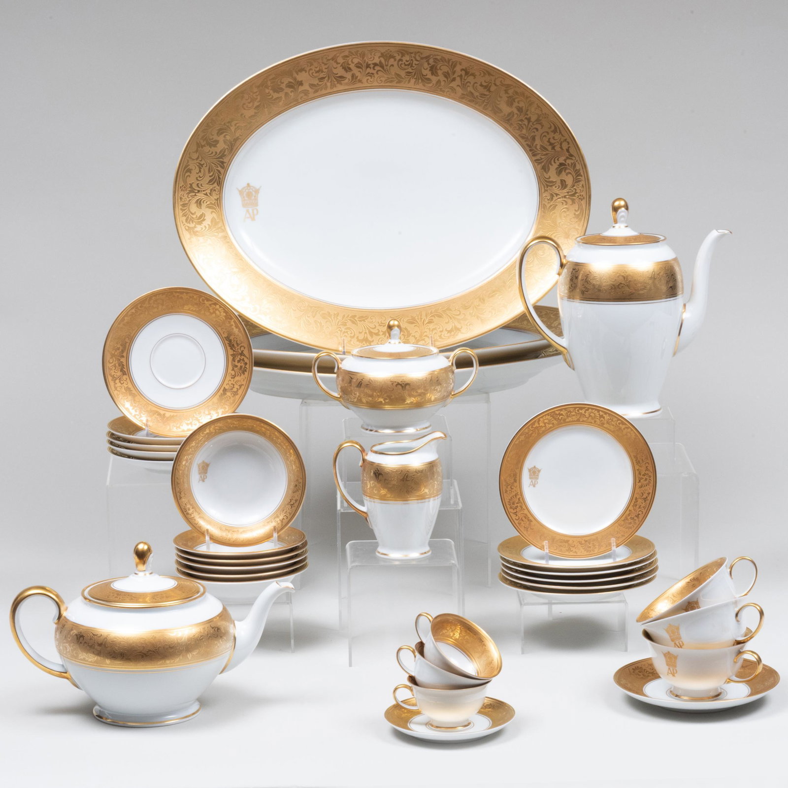 Rosenthal Gilt Decorated Porcelain Part Service with Monogram for Princesss Ashraf Pahlavi (1 of 20)