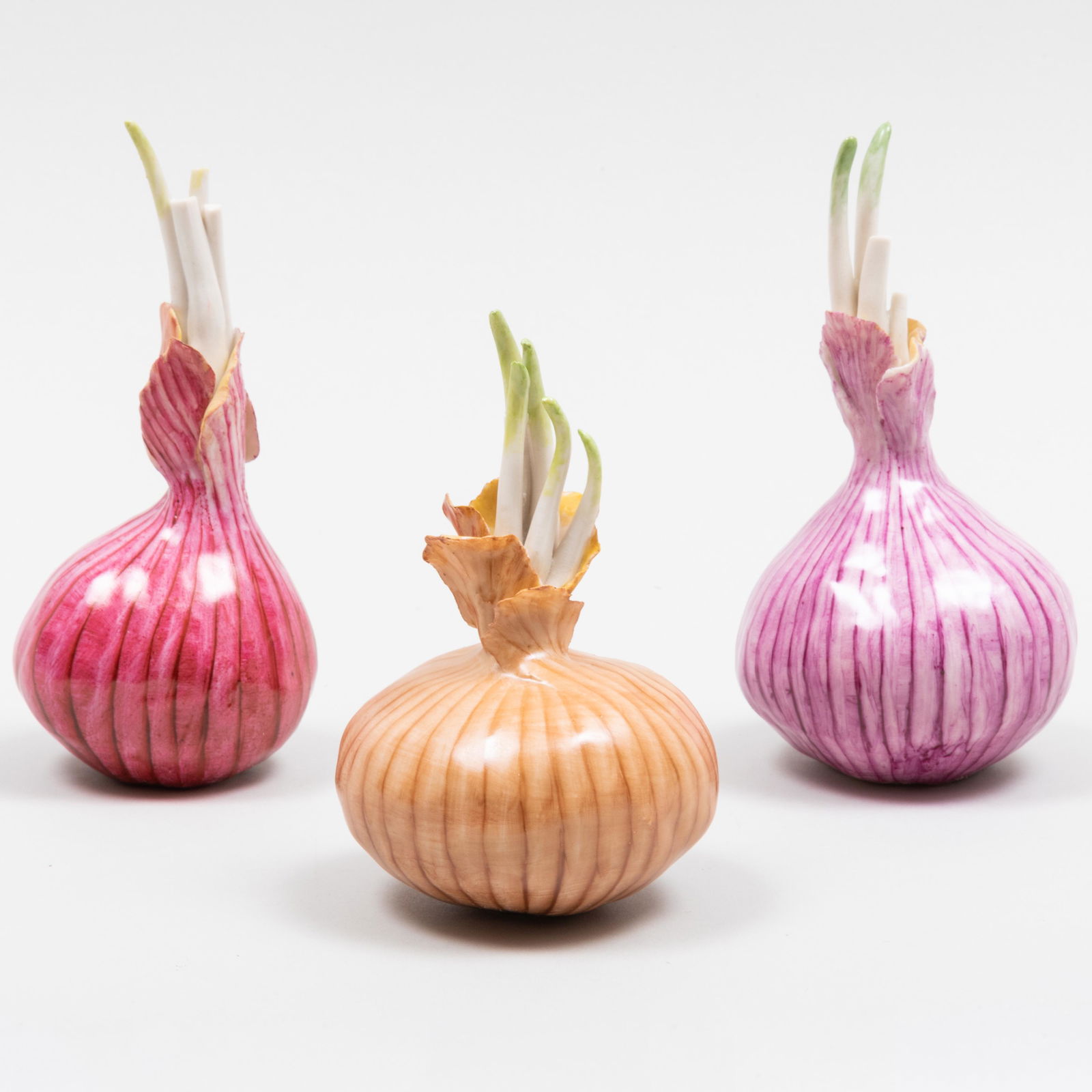 Group of Three Lady Anne Gordon Porcelain Models of Onions (1 of 12)