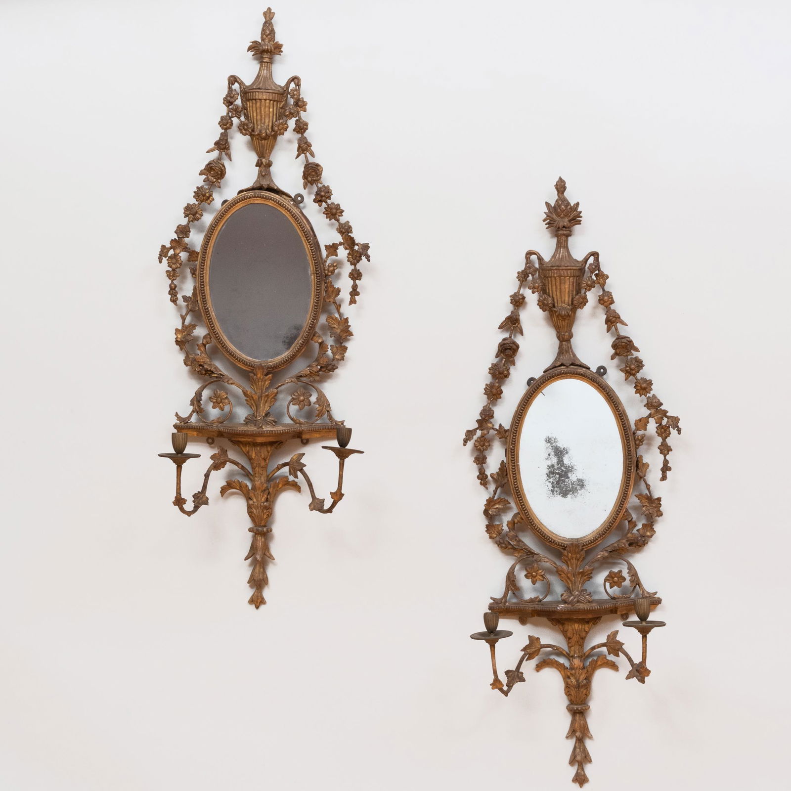 Pair of Late George III Giltwood and Gilt-Composition Two-Light Girandoles (1 of 11)