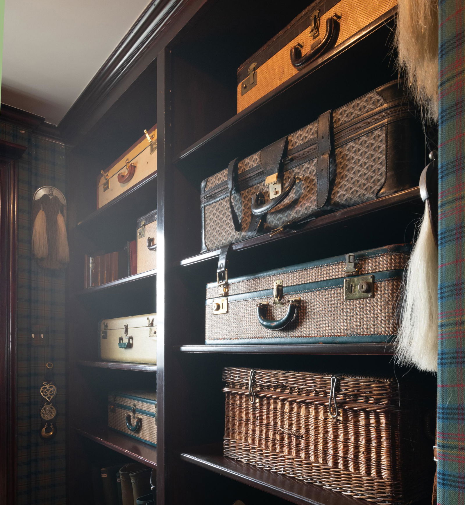 Group of Seven Miscellaneous Suitcases together with a Picnic Basket (1 of 20)