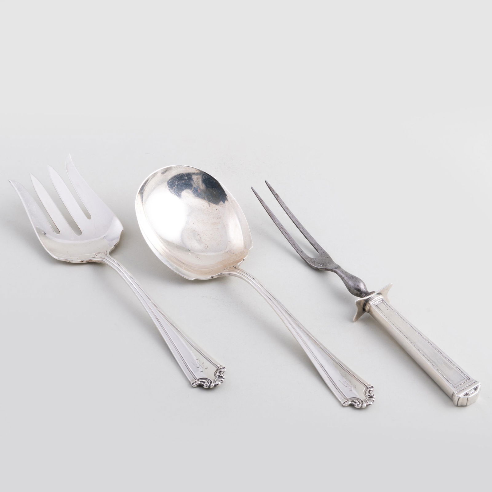 Group of Mother-of-Pearl Handle Flatware (1 of 13)