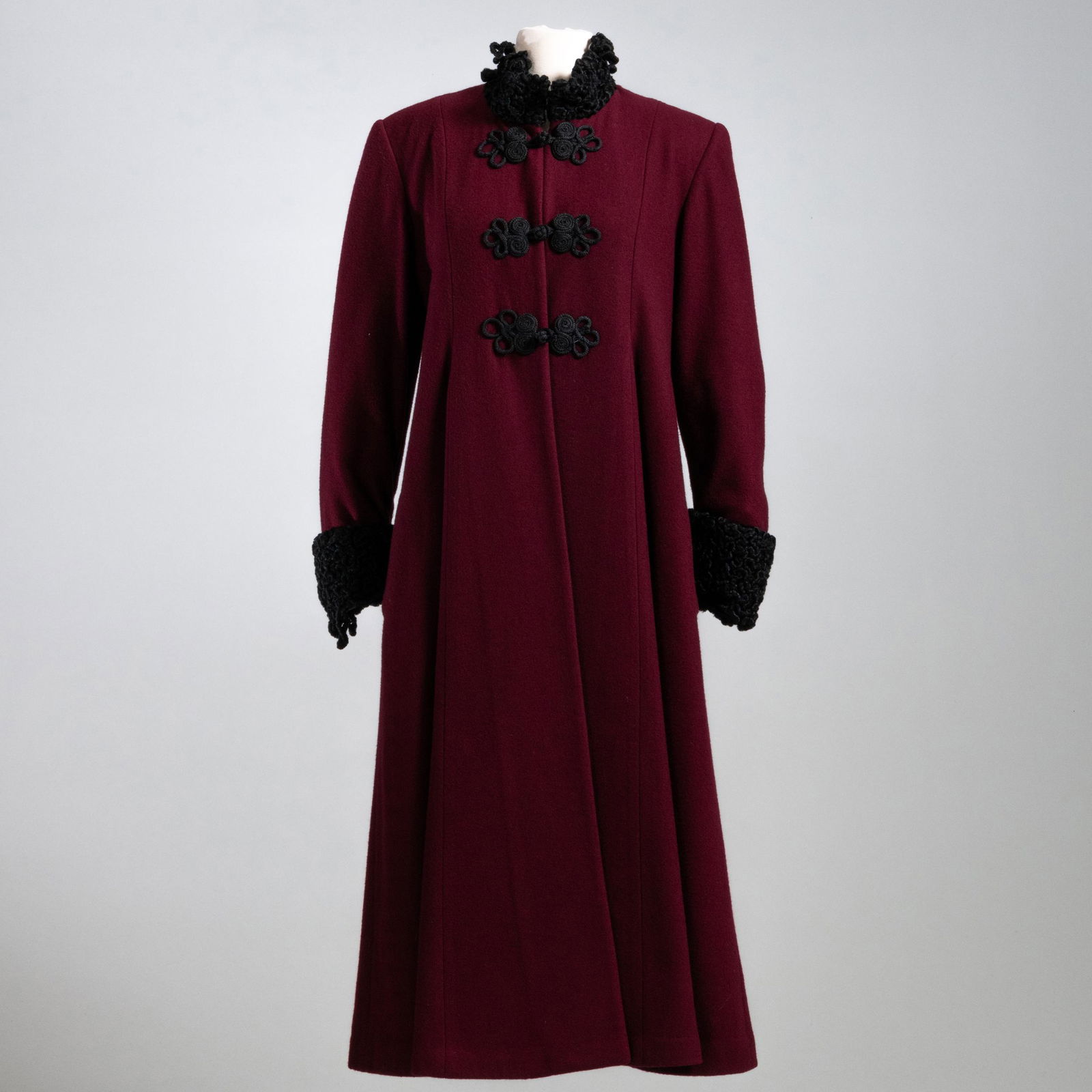 Cashmere and Lambswool Coat, Lee Anderson, NY, Gift of Paul Newman to Joanne Woodward (1 of 6)