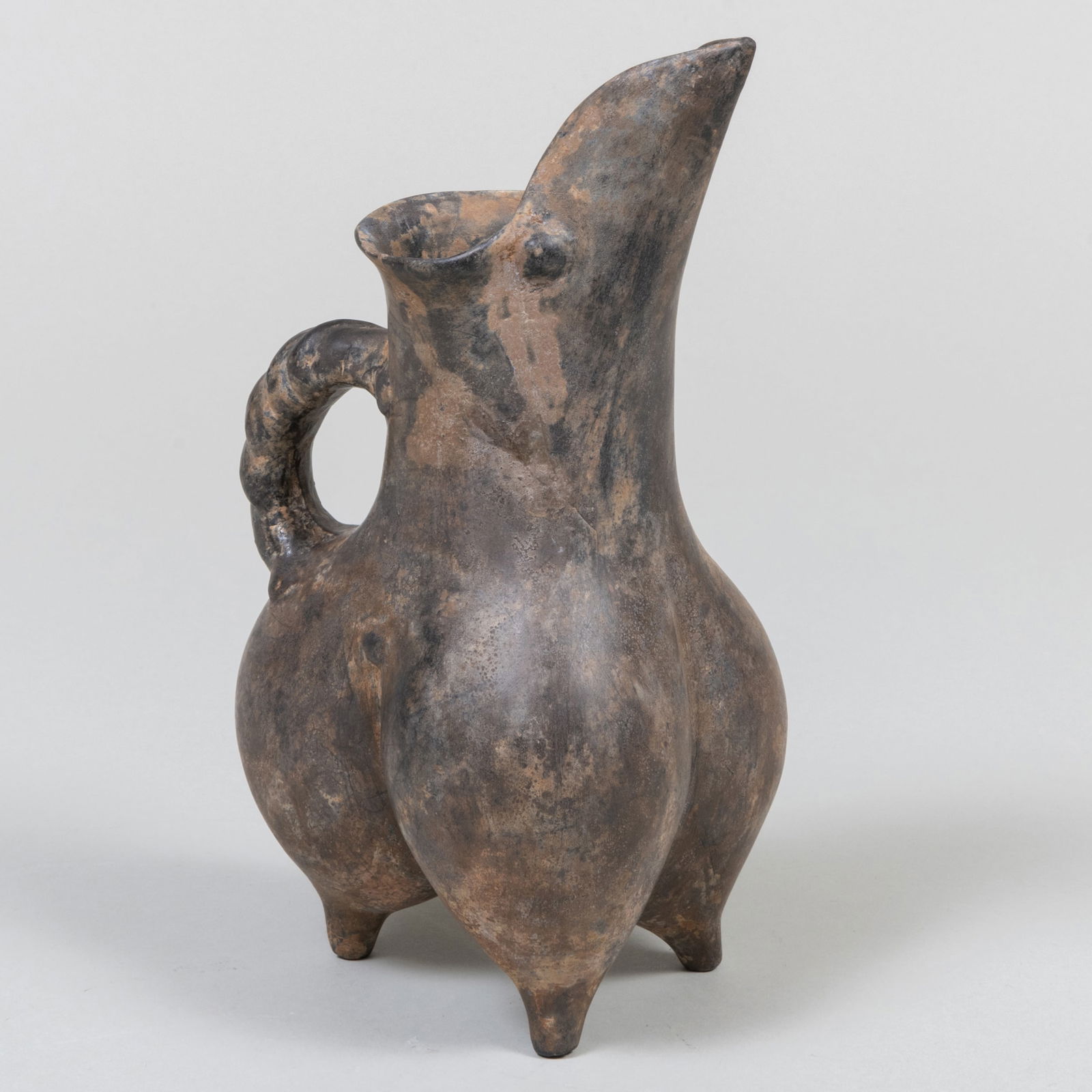 Chinese Grey Pottery Tripod Jug (1 of 7)