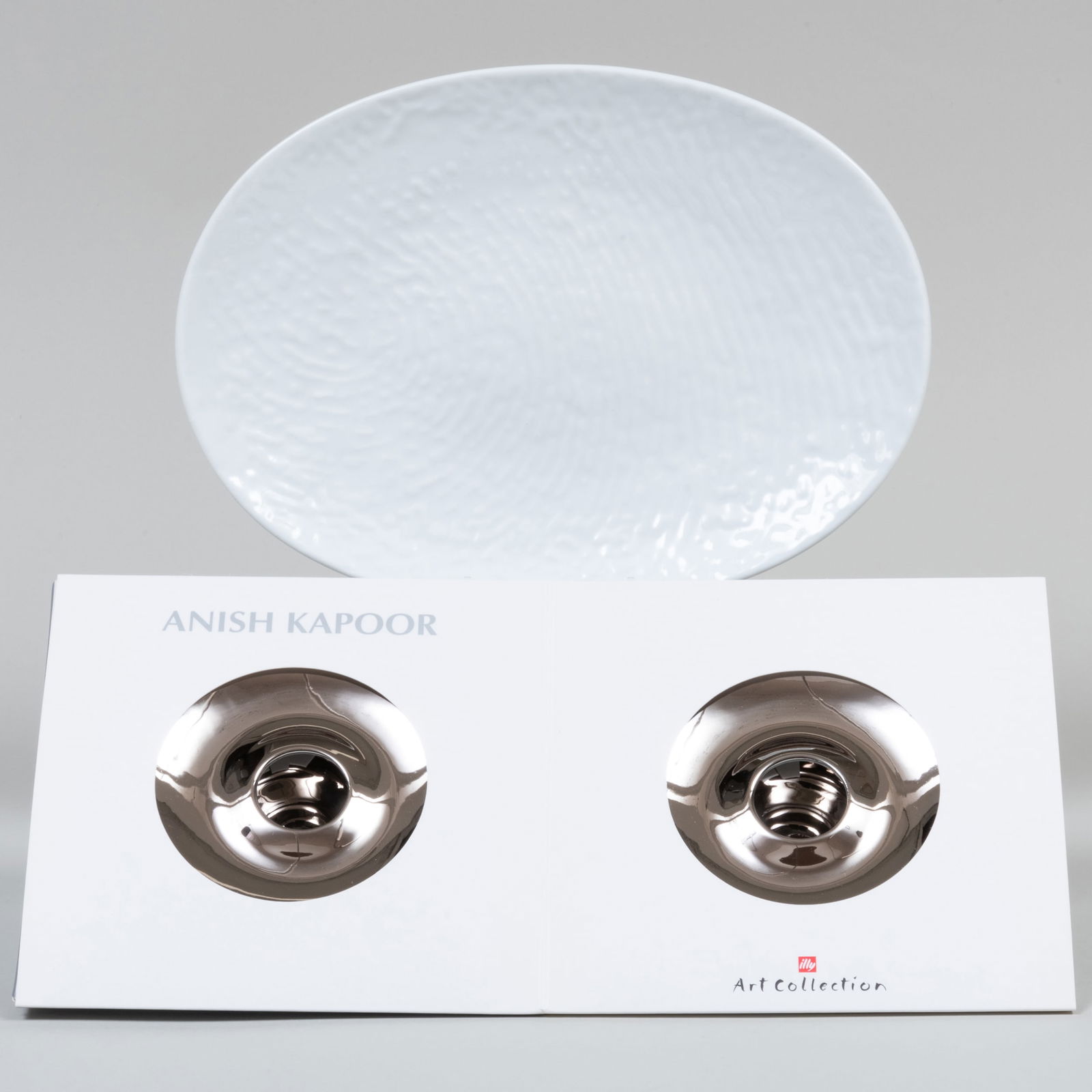 Anish Kapoor for Illy Pair of Mirrored Demi Tasse Cups and Saucers and a Cesar Balaccini Porcelain (1 of 13)