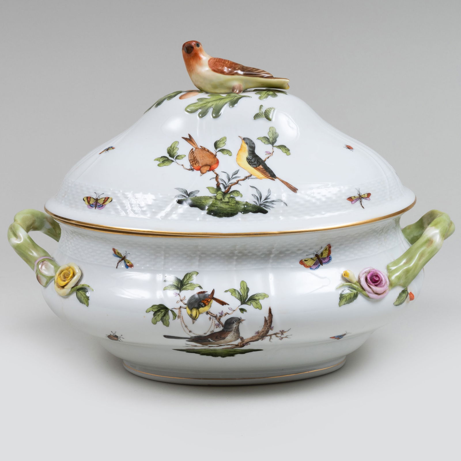 Herend Porcelain Tureen, Cover and Underplate in the 'Rothschild Bird' Pattern (1 of 13)