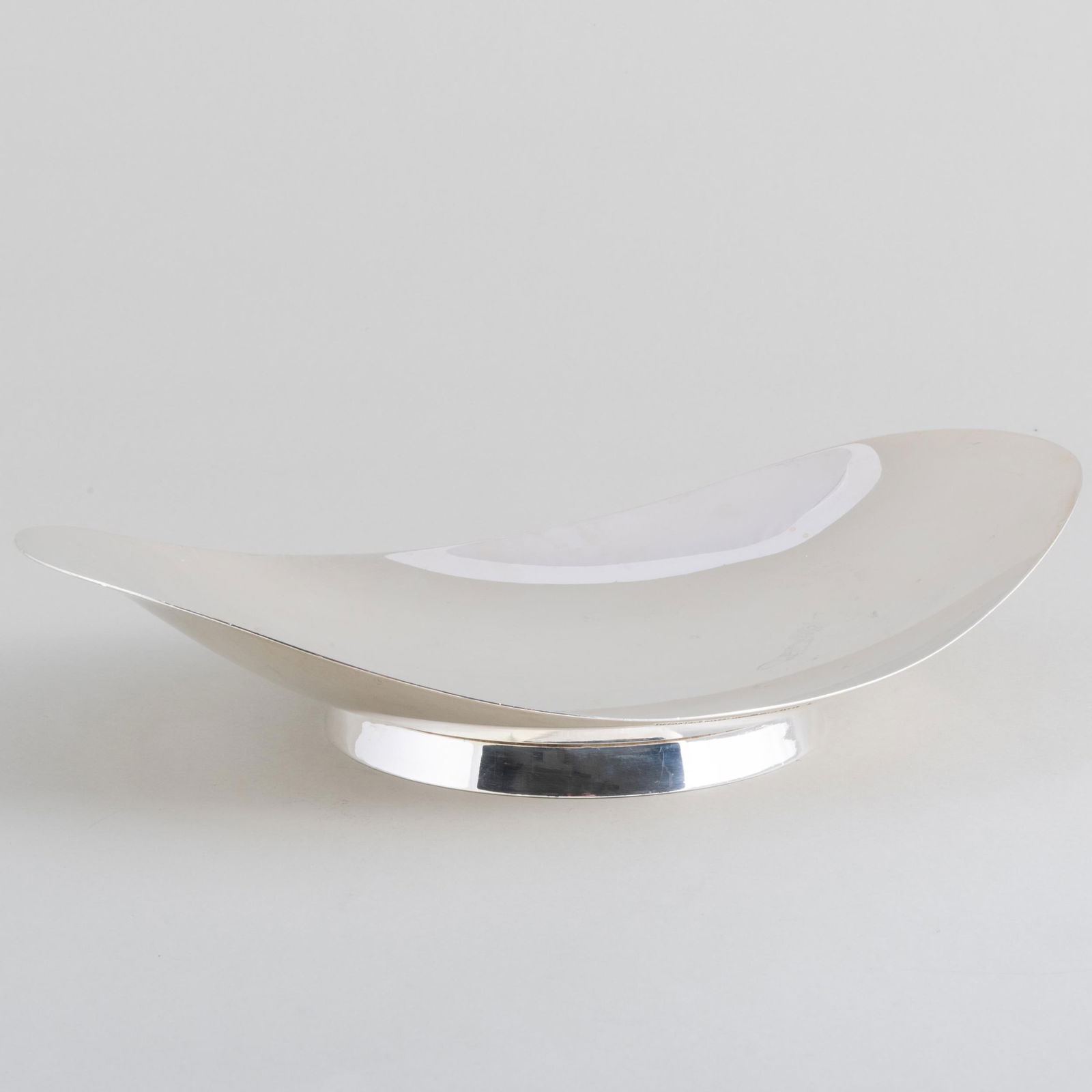 Tiffany & Co Silver Modernist Style Oval Serving Bowl (1 of 8)