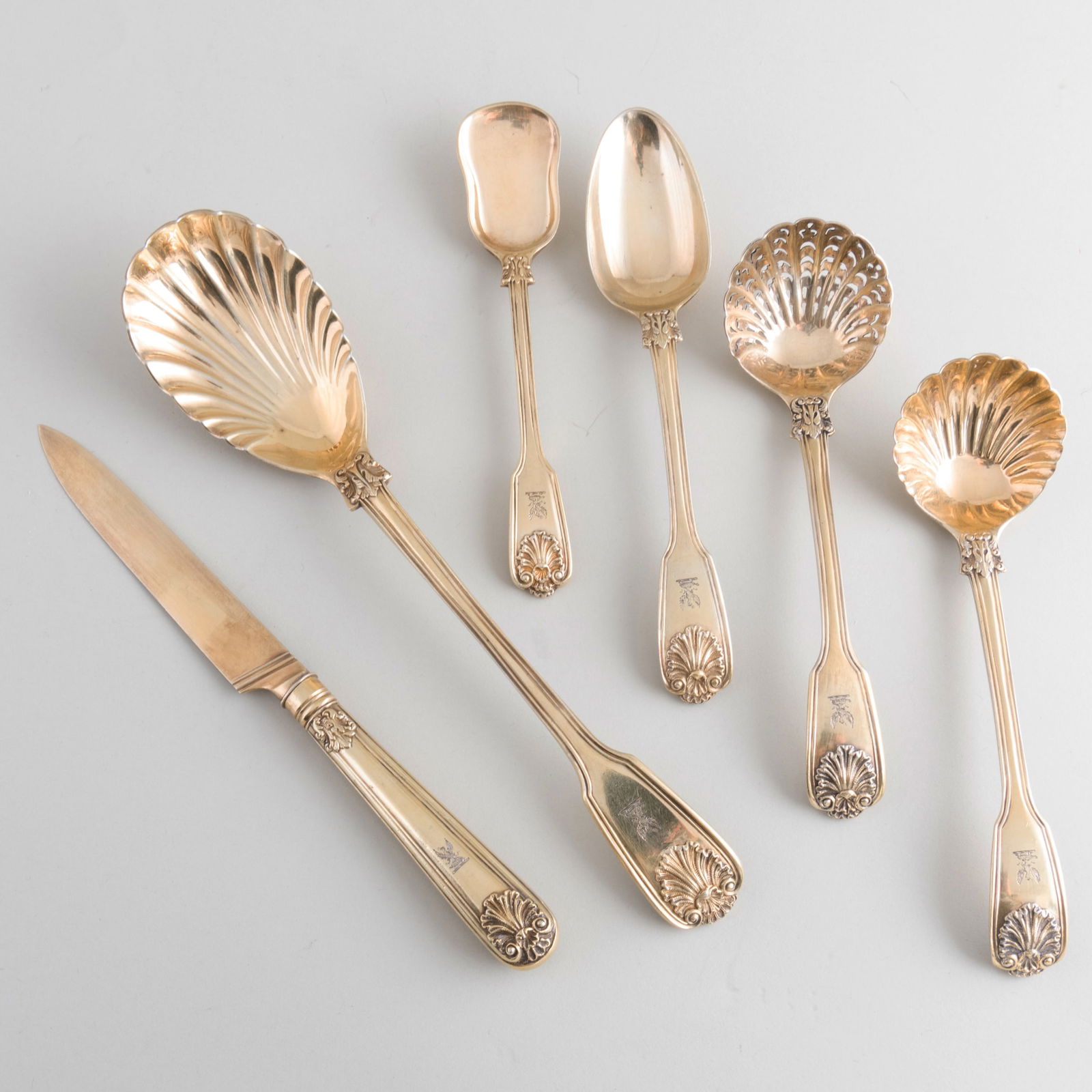 Assembled George VI and Victorian Silver-Gilt Part Dinner Service in a Shell and Thread Pattern (1 of 9)