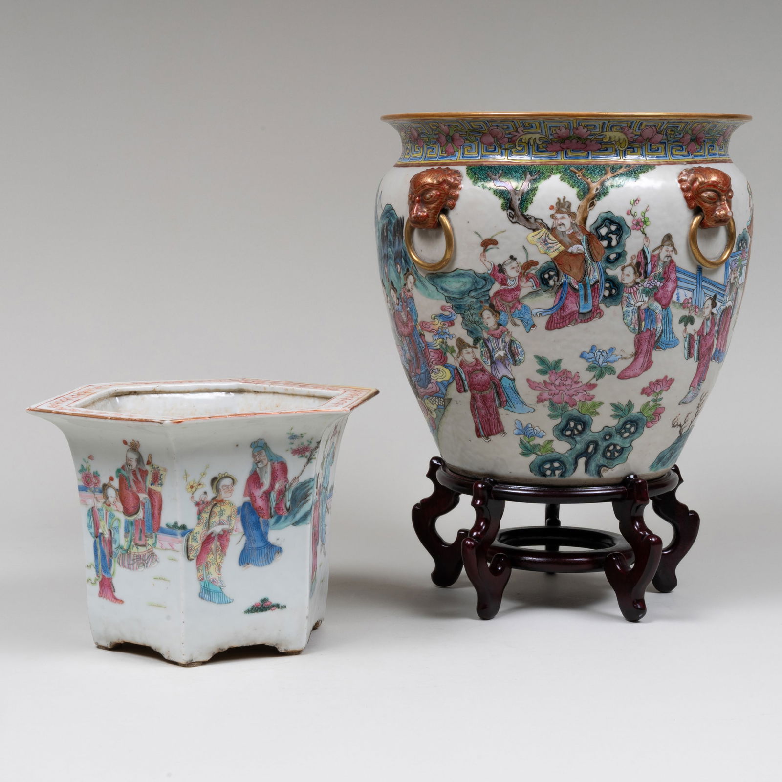 Two Chinese Porcelain Jardinieres (1 of 20)