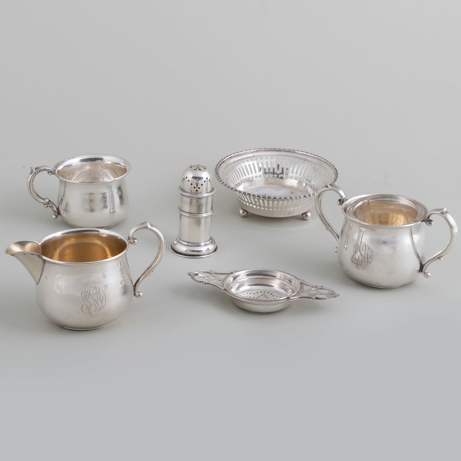 Group of Silver Condiment Articles (1 of 20)