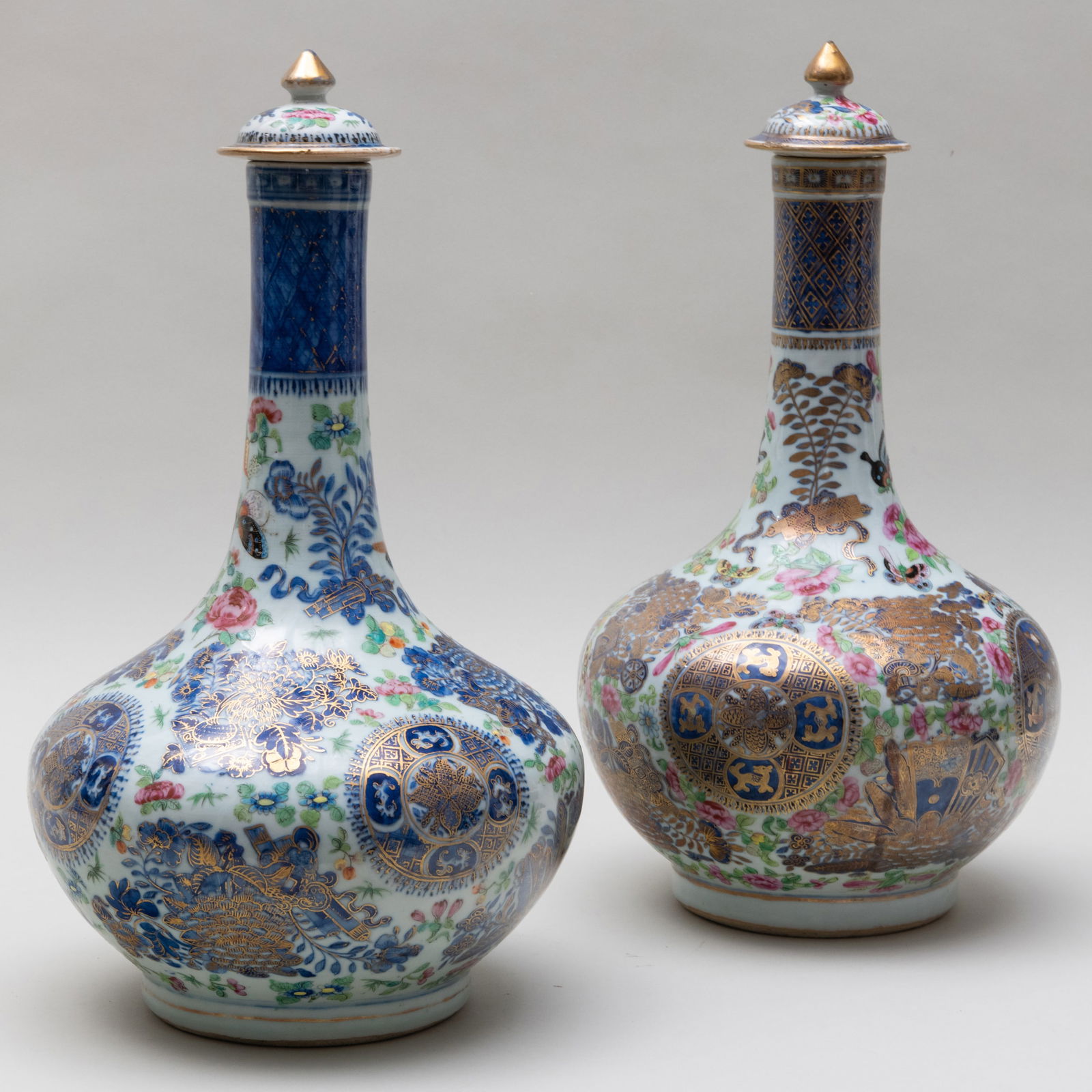 Pair of Chinese Export Porcelain Gilt Decorated Bottle Vases and Covers (1 of 14)