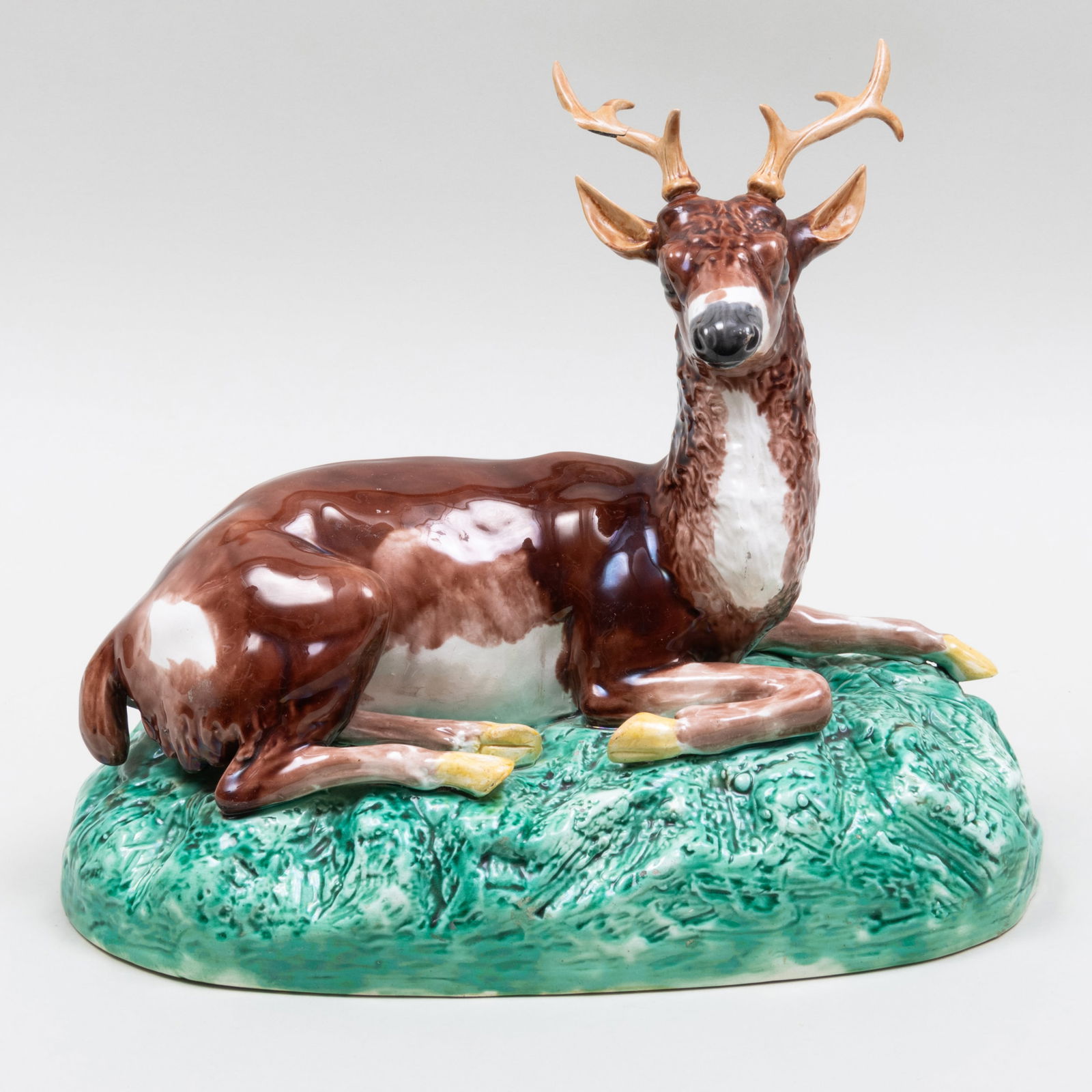 Continental Majolica Figure of a Recumbent Stag (1 of 7)