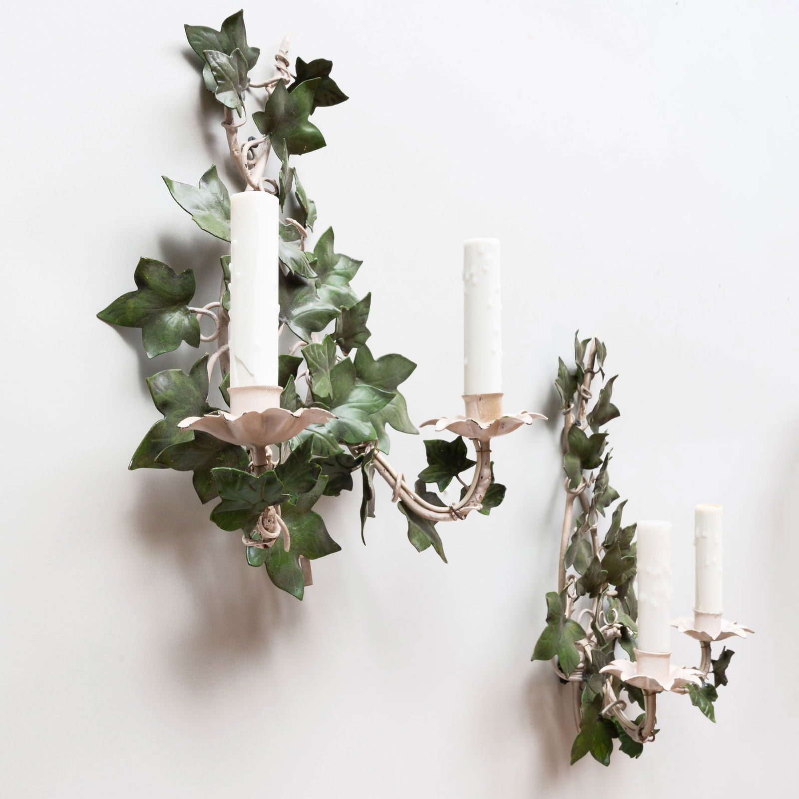 Pair of French Tôle Two-Light Ivy Wall Appliques (1 of 5)