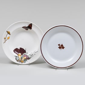 Set of Five Mintons Porcelain Soup Plates and a Set of Ten Alfred Meakin Ironstone Dinner Plates