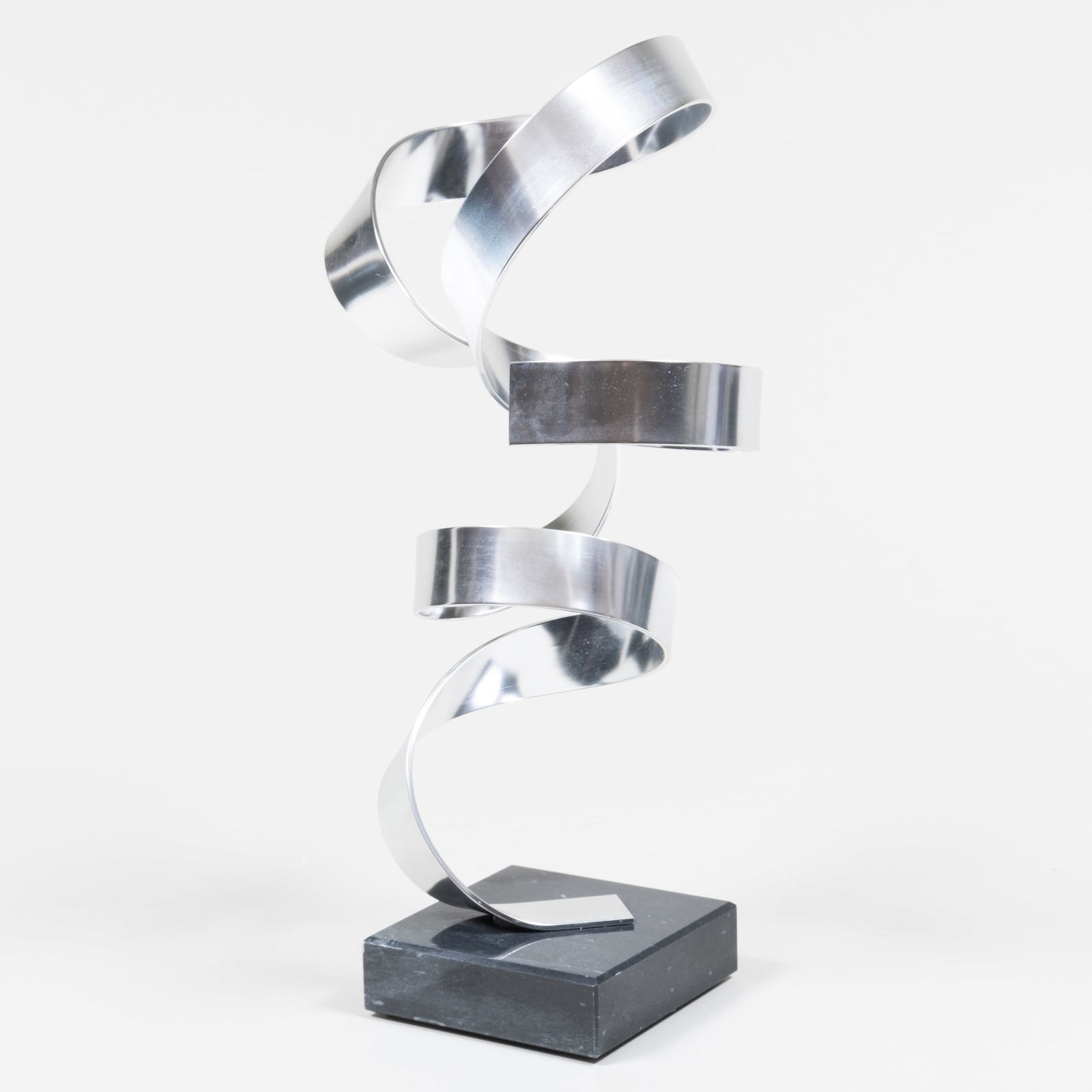 Dan Murphy: Untitled (1 of 8)