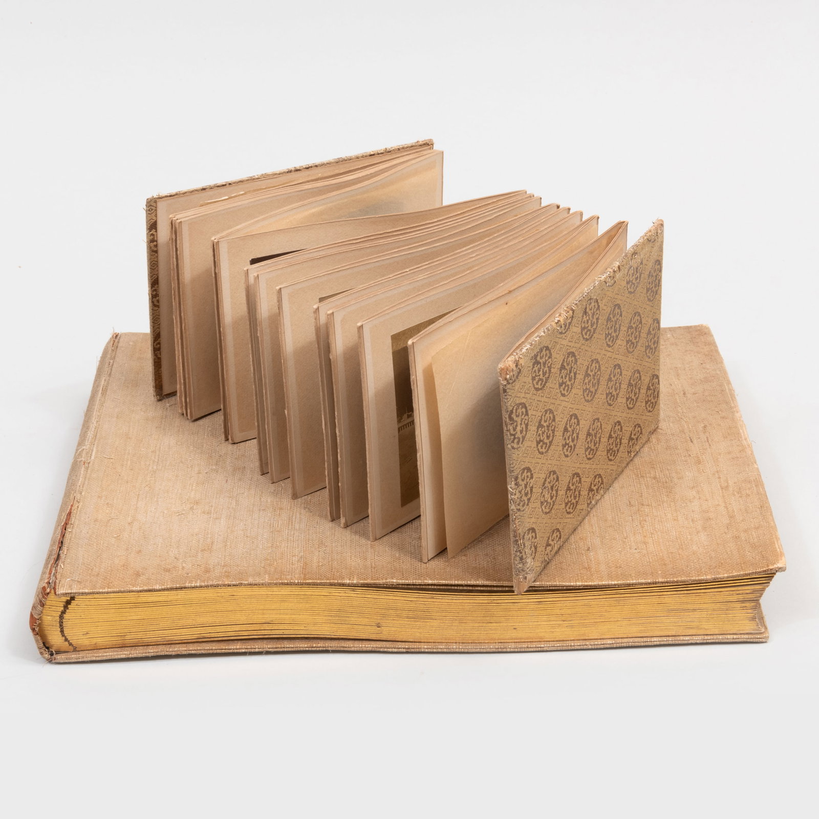 Photo Albums with Images from Japan (1 of 11)