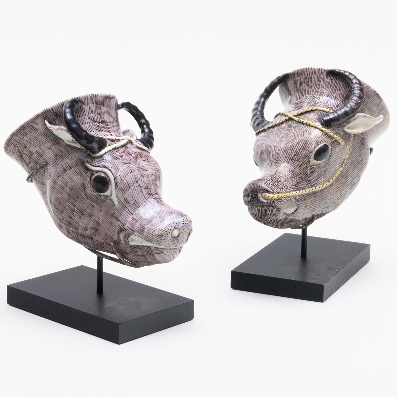 Pair of Chinese Export Porcelain Ox Head Form Rhytons: Pair of Chinese Export Porcelain Ox Head Form Rhytons ,/p> 4 3/4 x 3 1/2 x 3 in. The Tibor Collection.