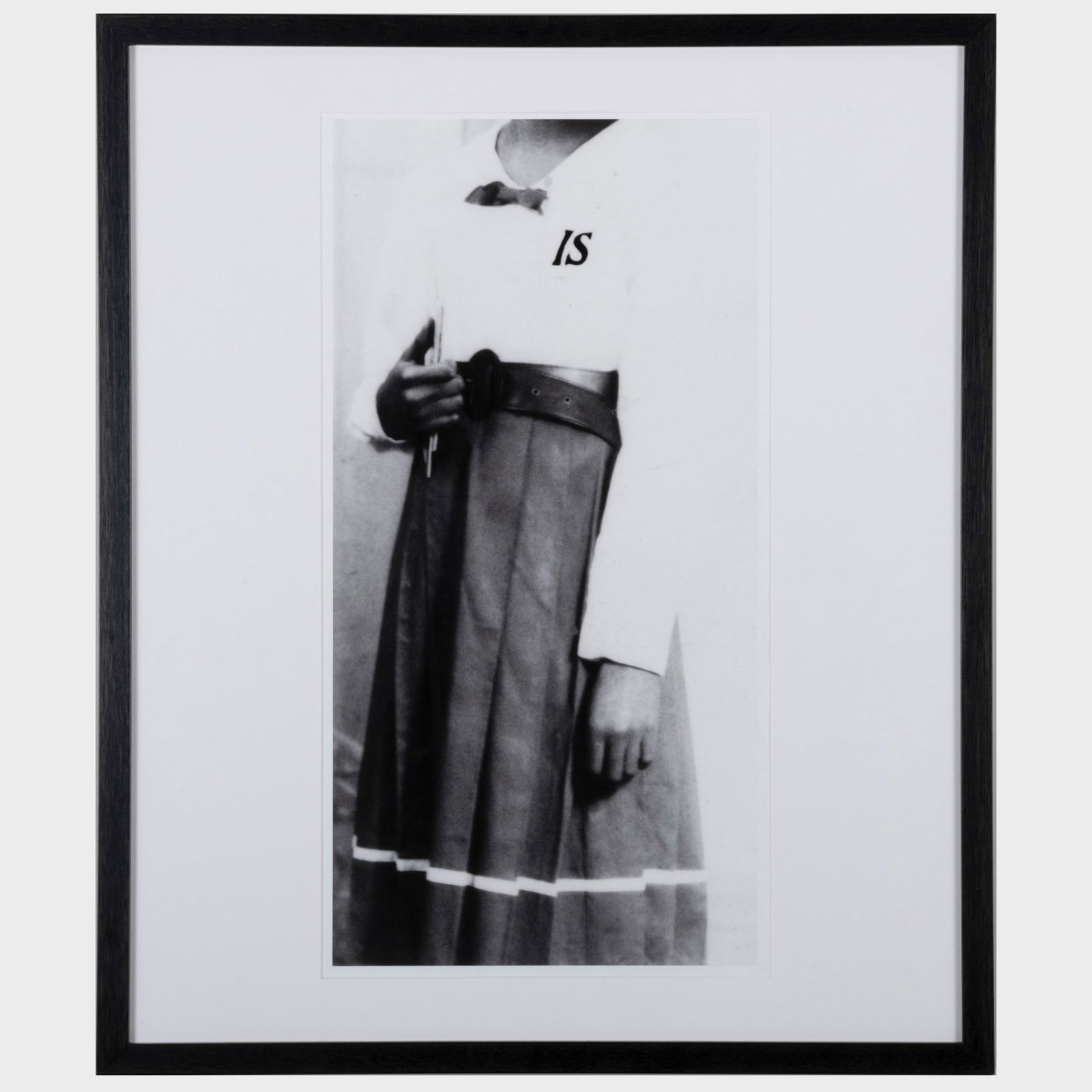 Lorna Simpson (b. 1960): Is (1 of 2)
