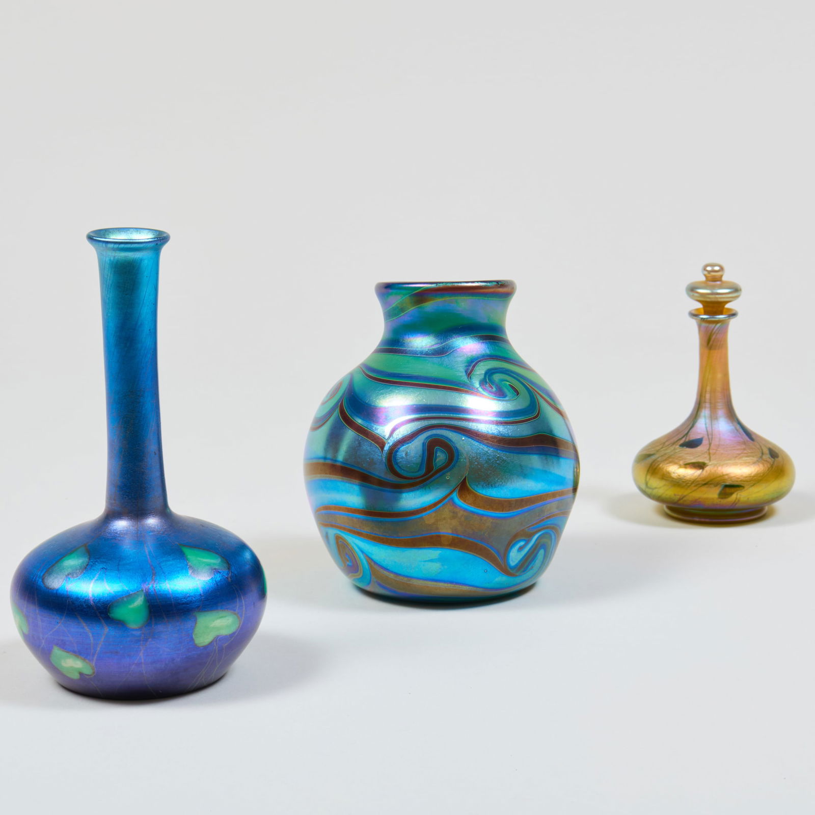 Tiffany Studios Favrile Glass Vase and a Scent Bottle and Stopper (1 of 17)